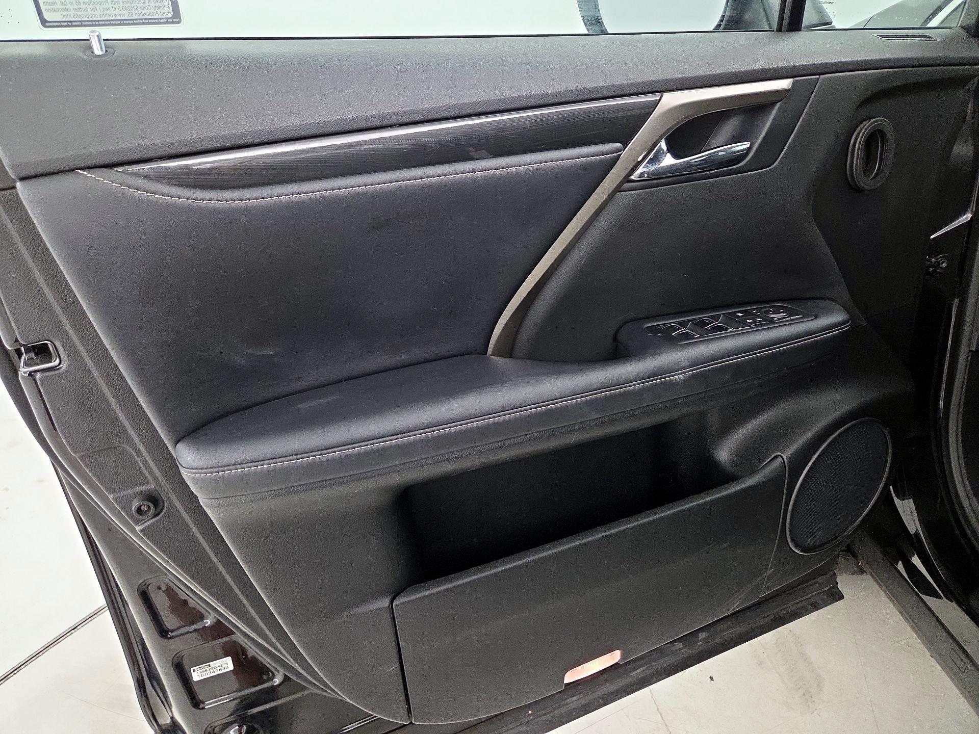 Thumbnail: 2016 Lexus RX - 12