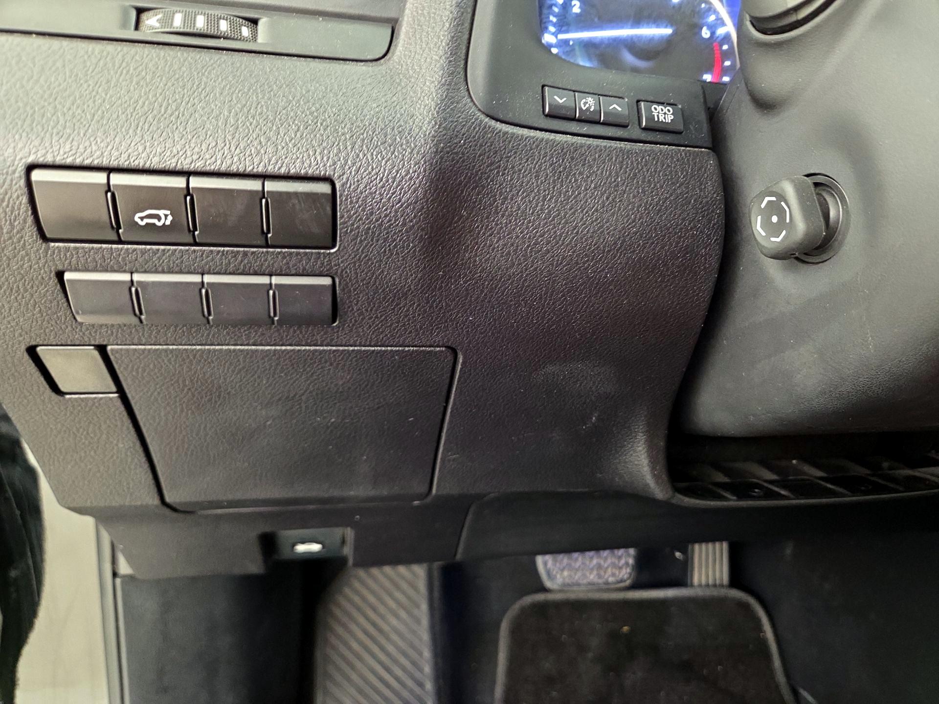 Thumbnail: 2016 Lexus RX - 13