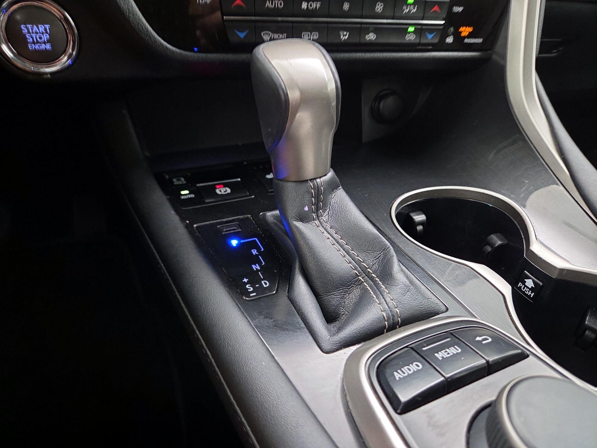 Thumbnail: 2016 Lexus RX - 17