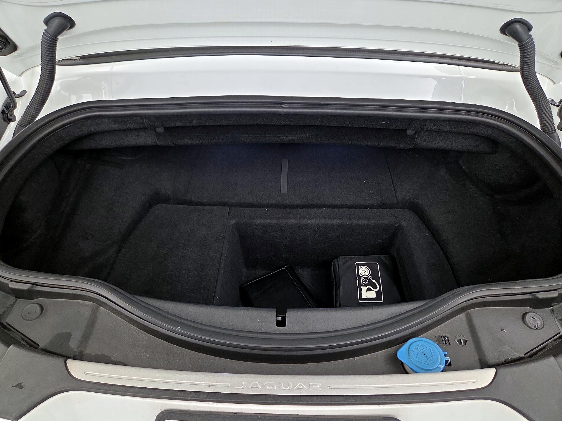 Thumbnail: 2016 Jaguar F-Type - 20