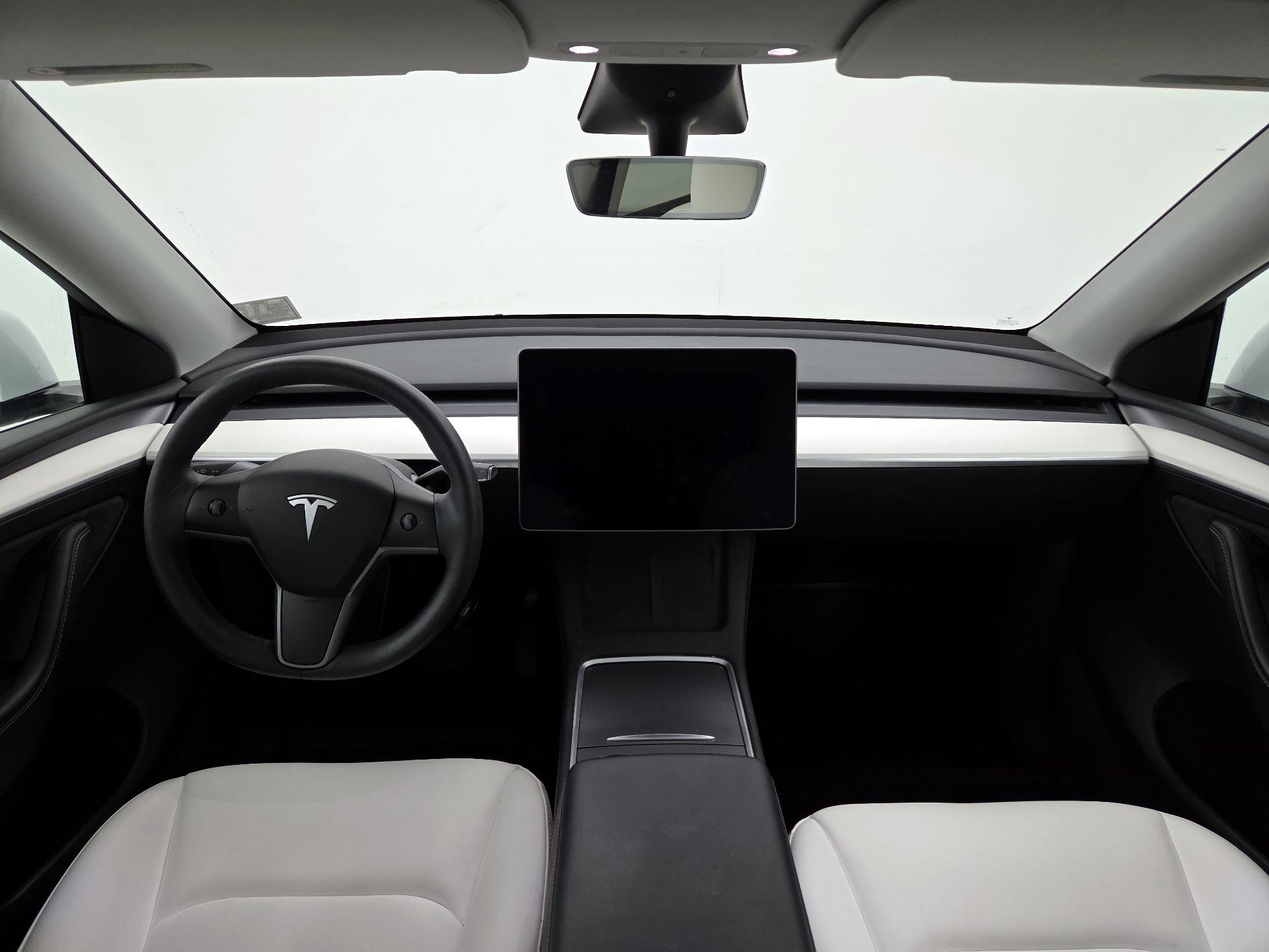 Thumbnail: 2023 Tesla Model Y - 9