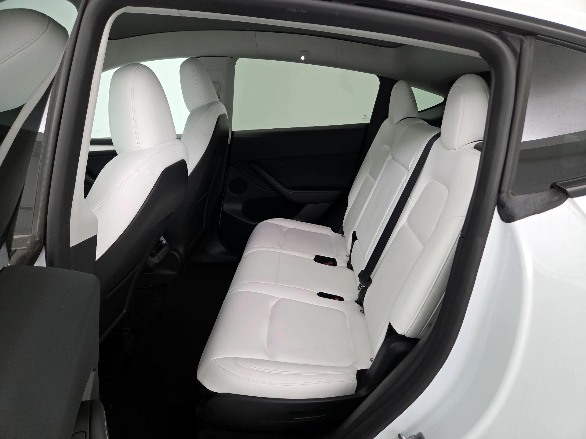 Thumbnail: 2023 Tesla Model Y - 19