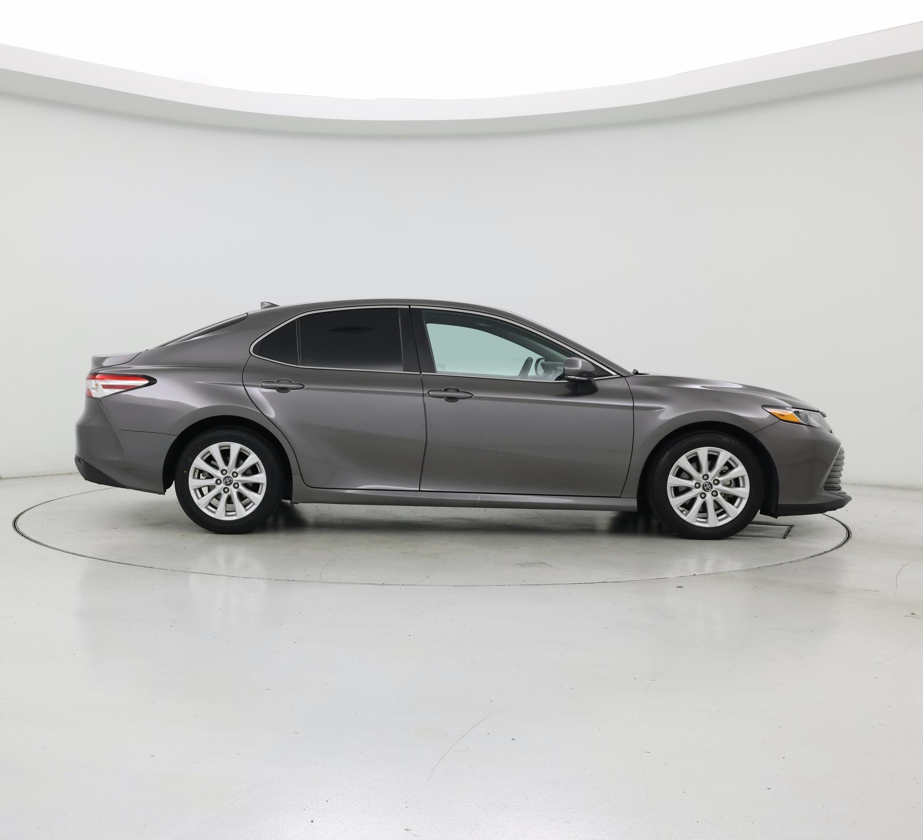 Thumbnail: 2019 Toyota Camry - 7