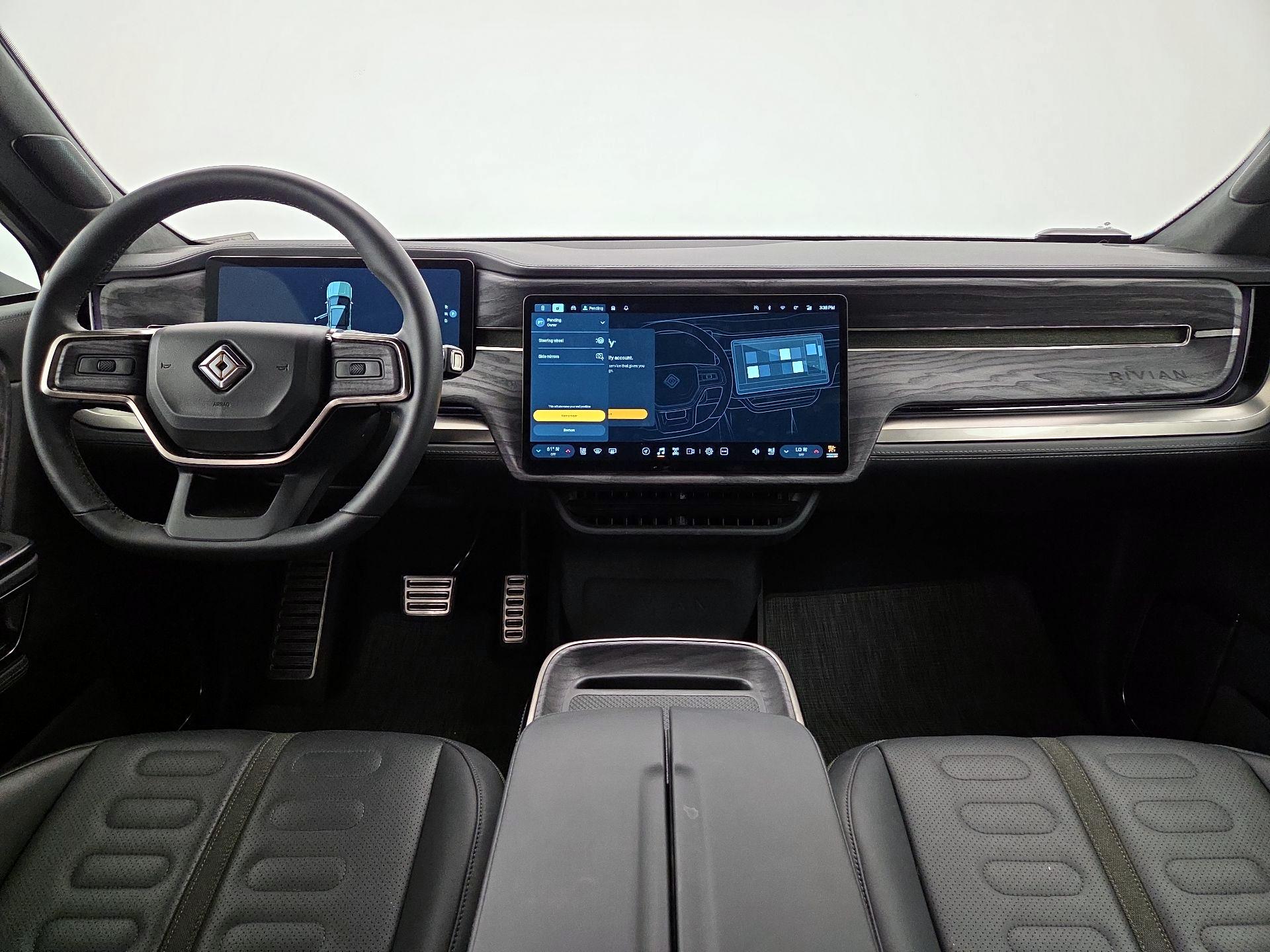 Thumbnail: 2022 Rivian R1S - 9