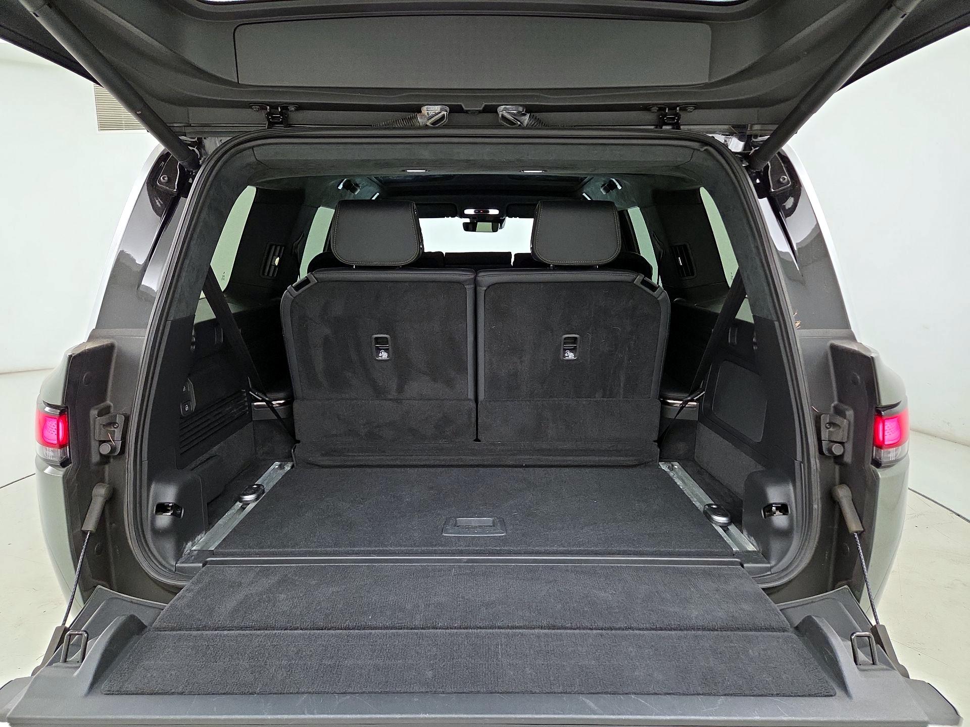 Thumbnail: 2022 Rivian R1S - 20