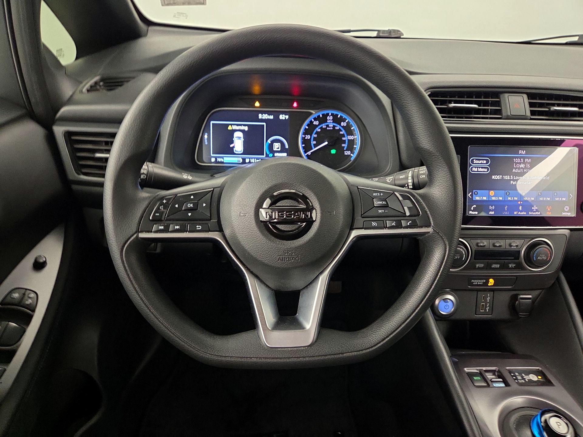 Thumbnail: 2021 Nissan Leaf - 10