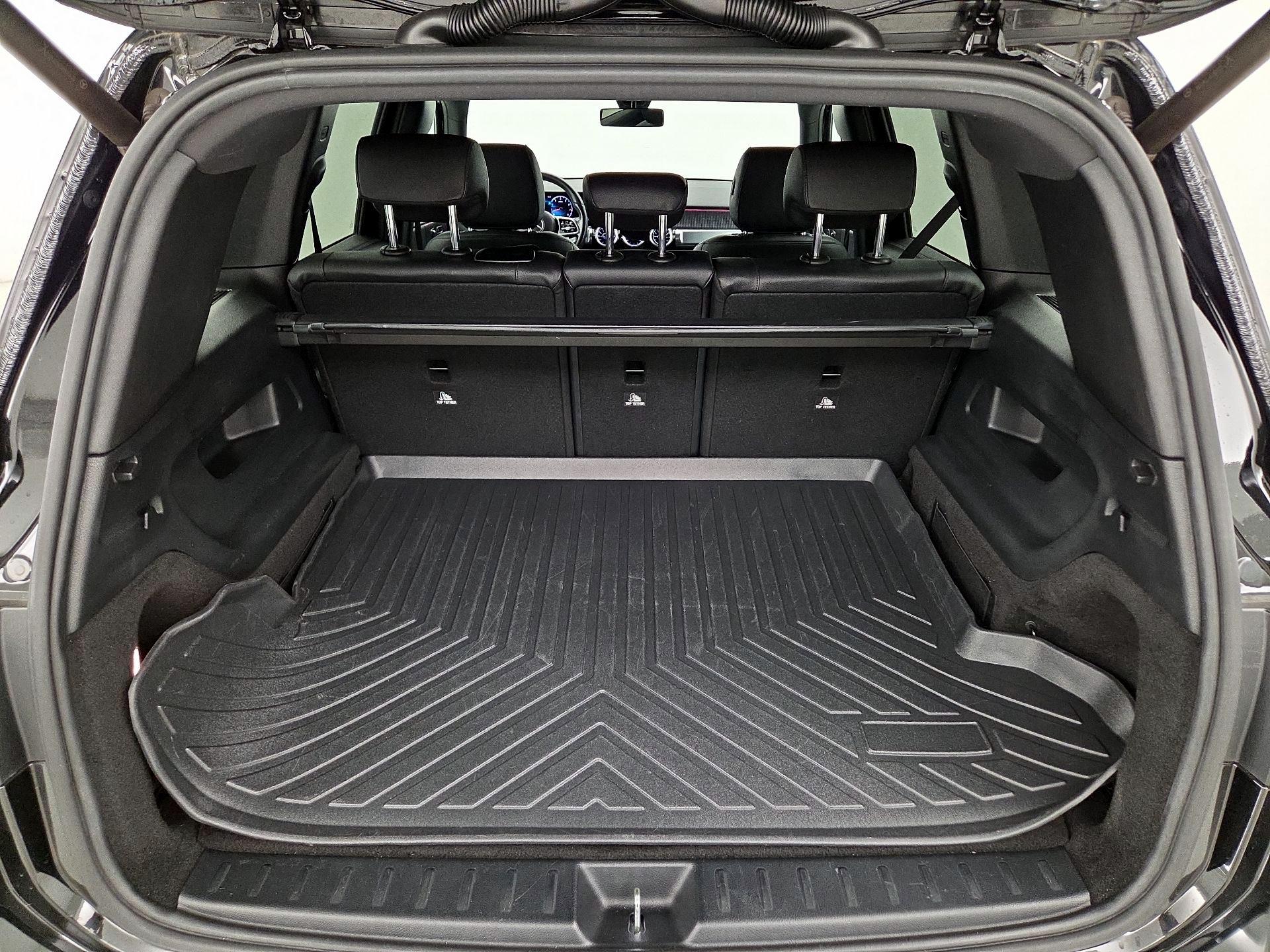 Thumbnail: 2020 Mercedes-Benz GLB - 20