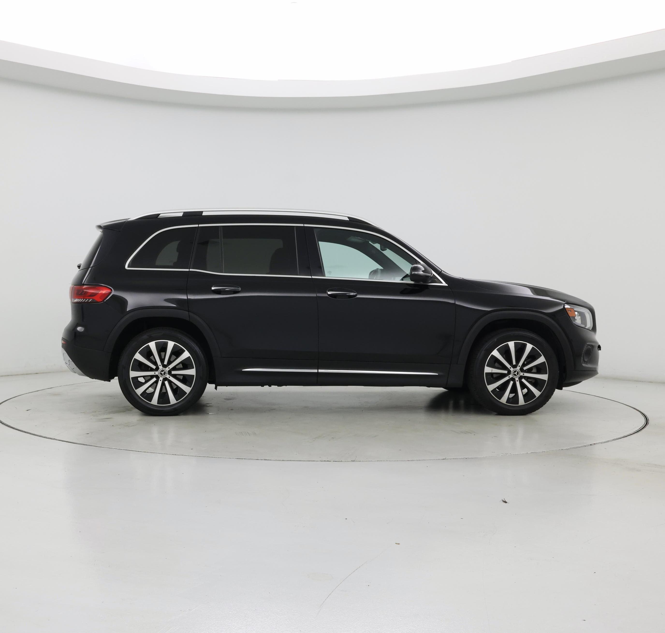 Thumbnail: 2020 Mercedes-Benz GLB - 7