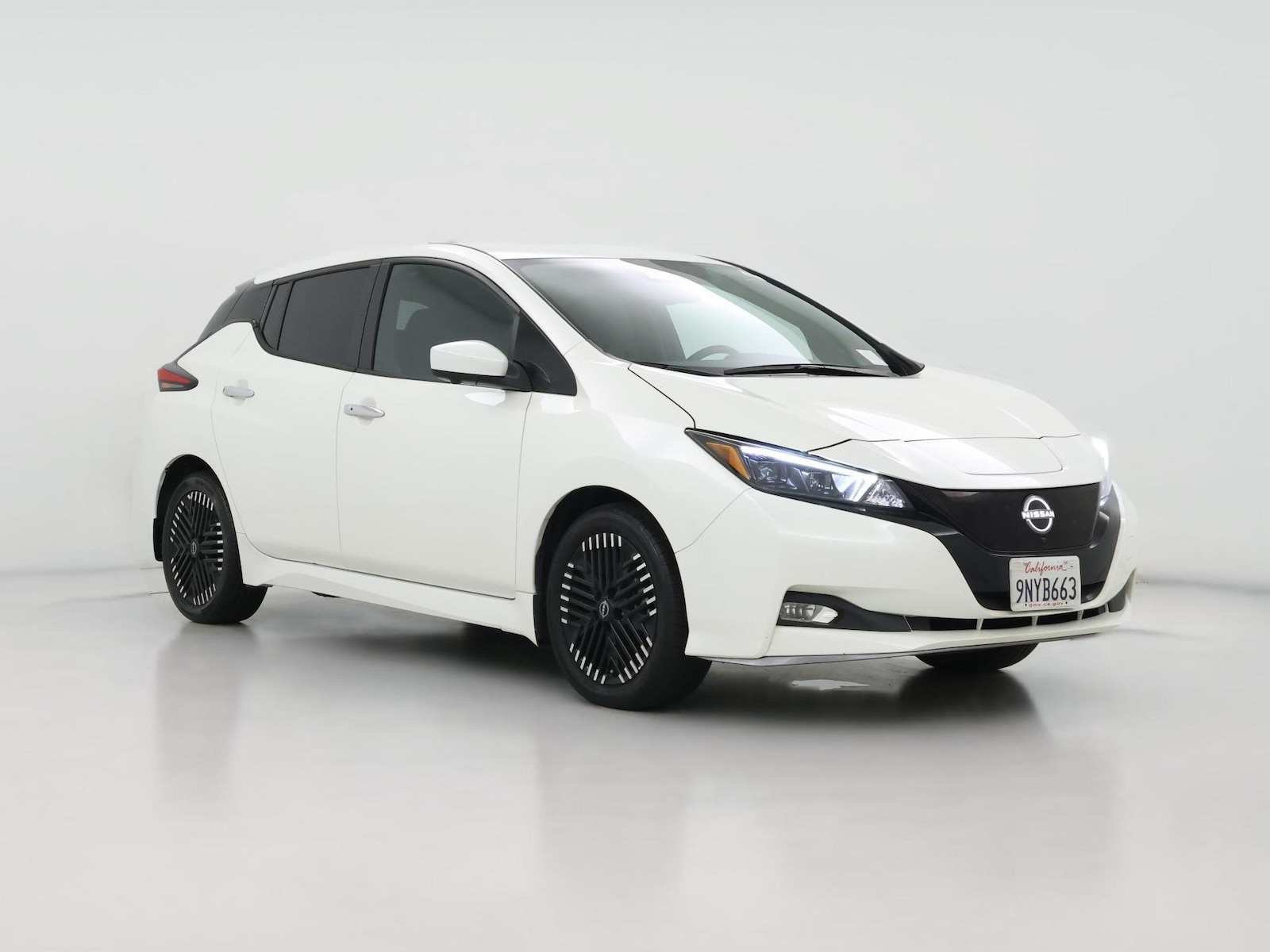 2025 Nissan Leaf