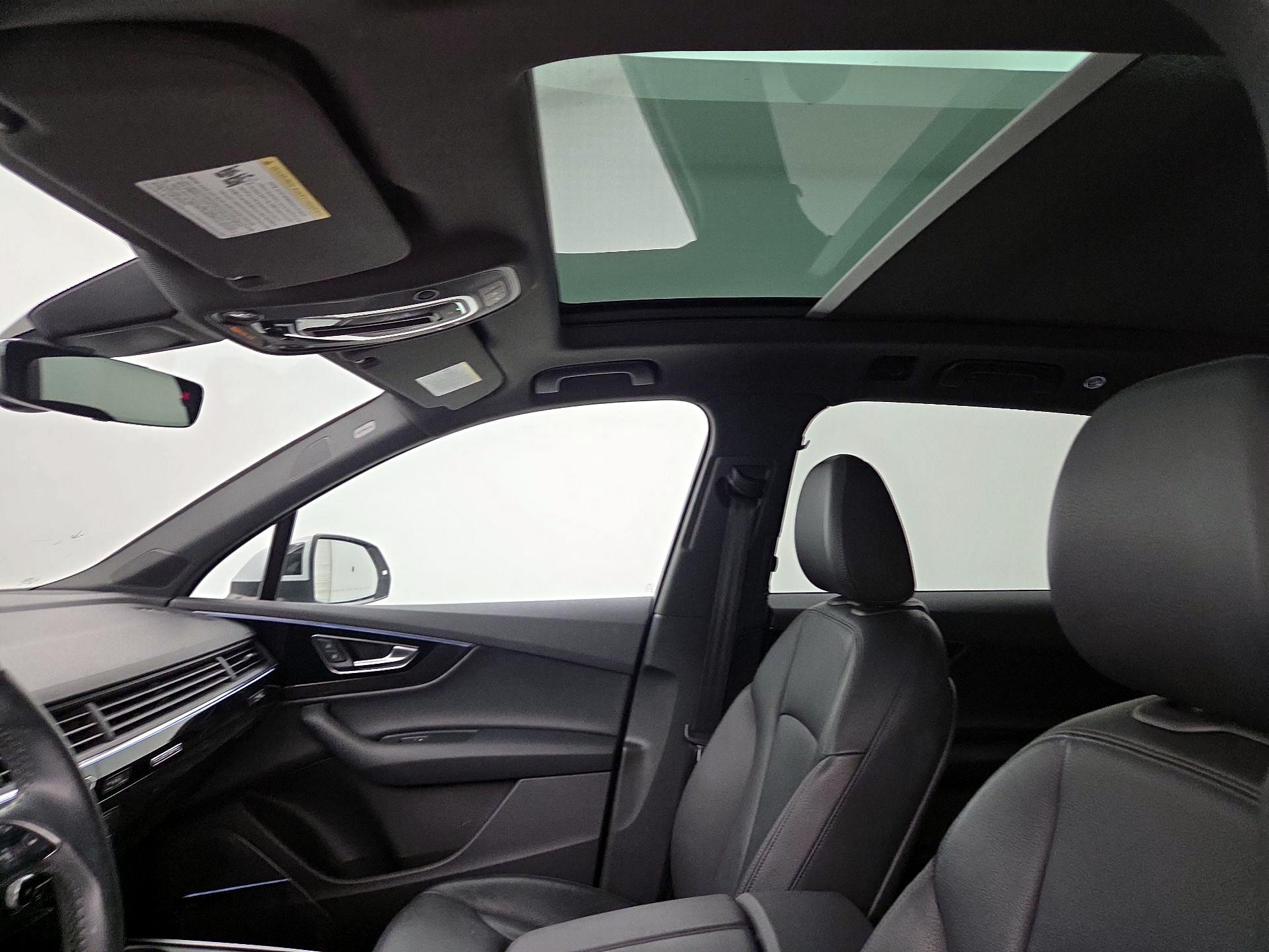 Thumbnail: 2019 Audi Q7 - 20