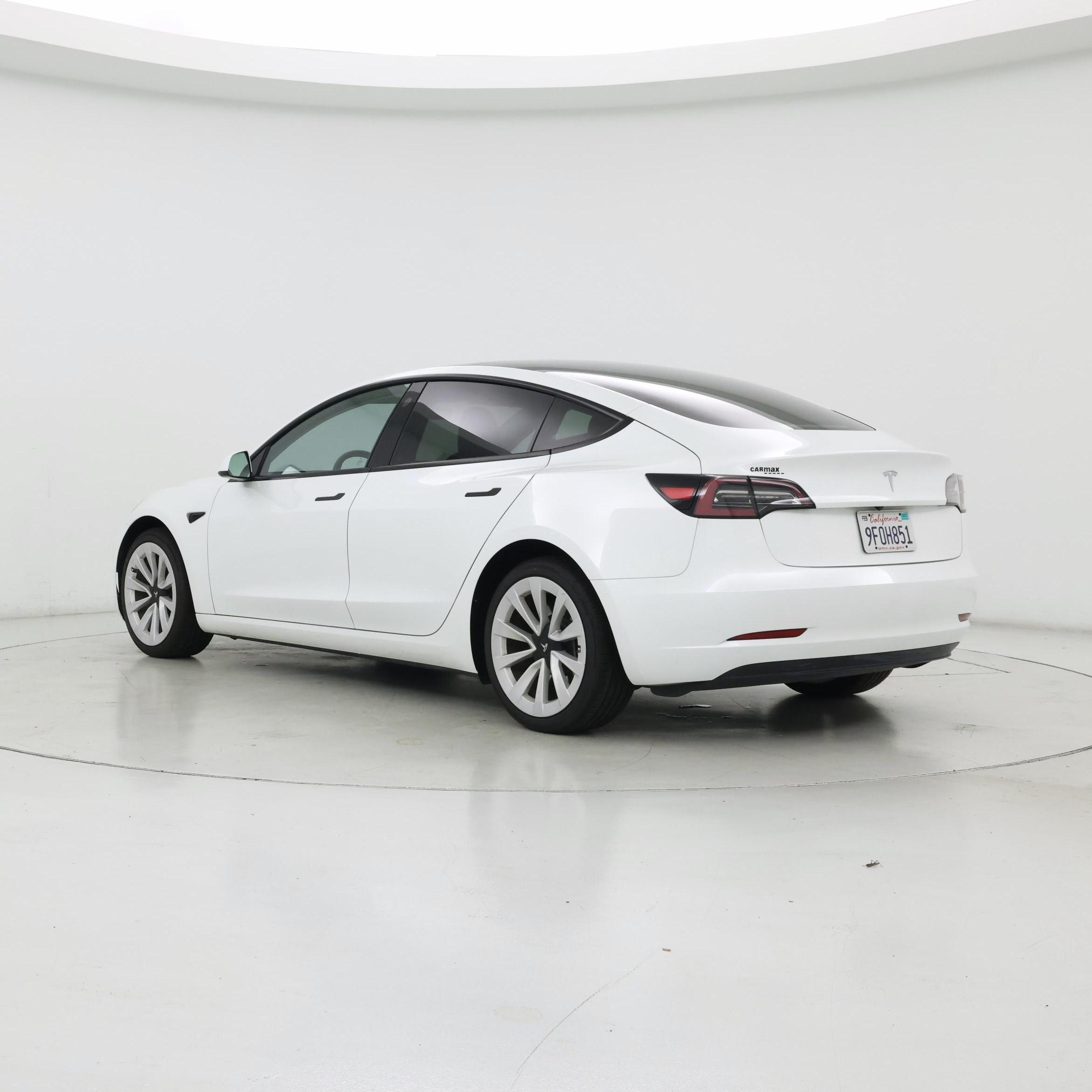 Thumbnail: 2023 Tesla Model 3 - 2