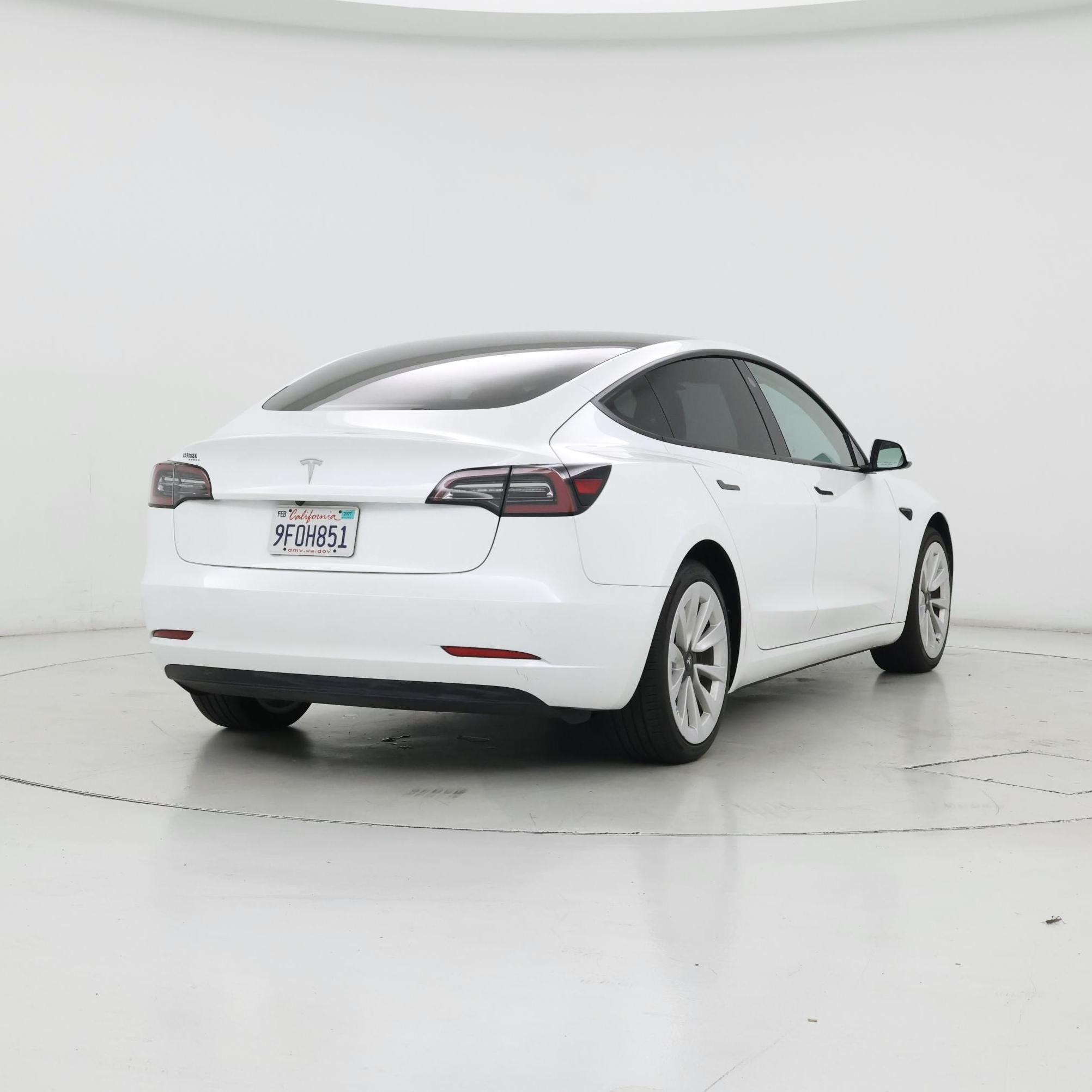 Thumbnail: 2023 Tesla Model 3 - 8