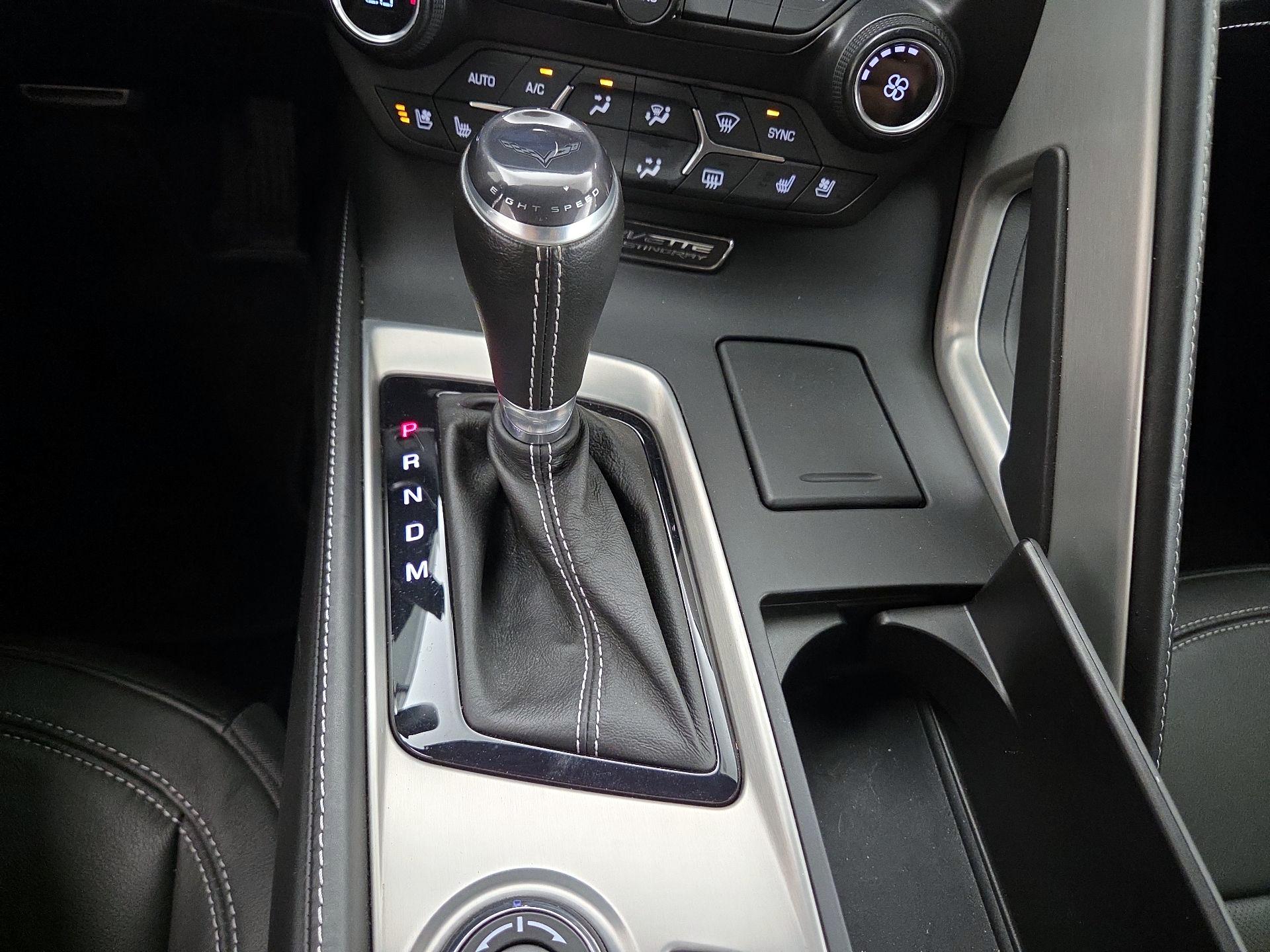 Thumbnail: 2015 Chevrolet Corvette - 17