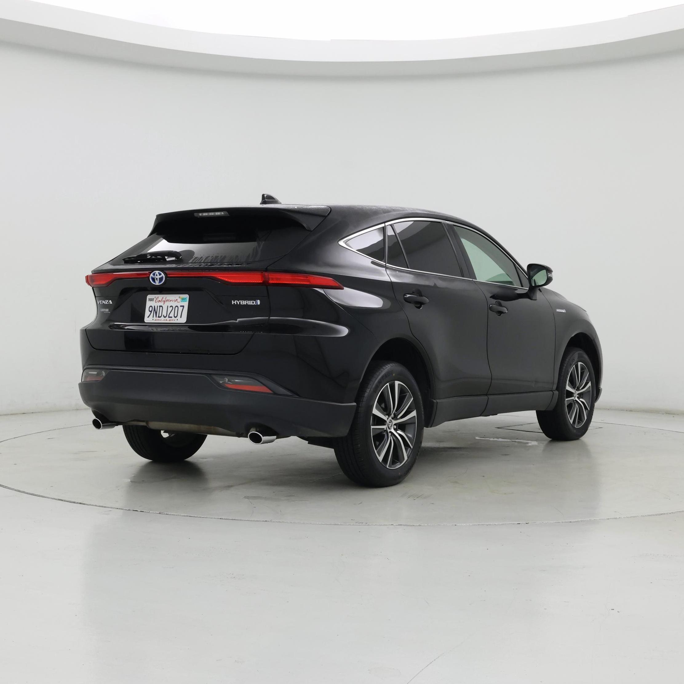Thumbnail: 2021 Toyota Venza - 8
