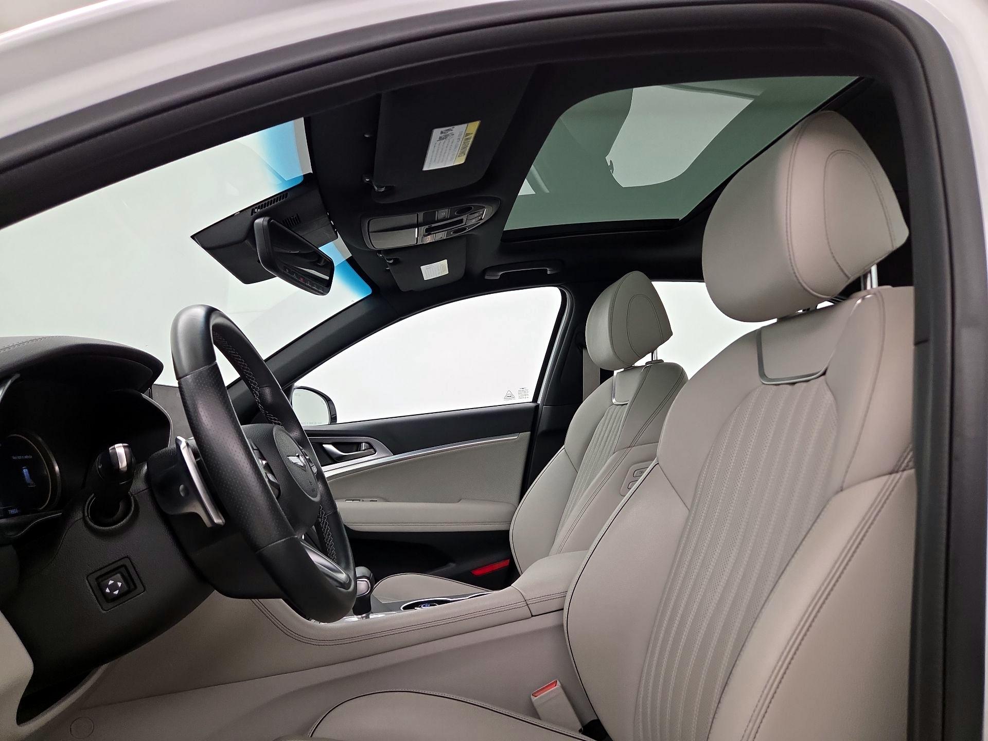 Thumbnail: 2022 Genesis G70 - 20