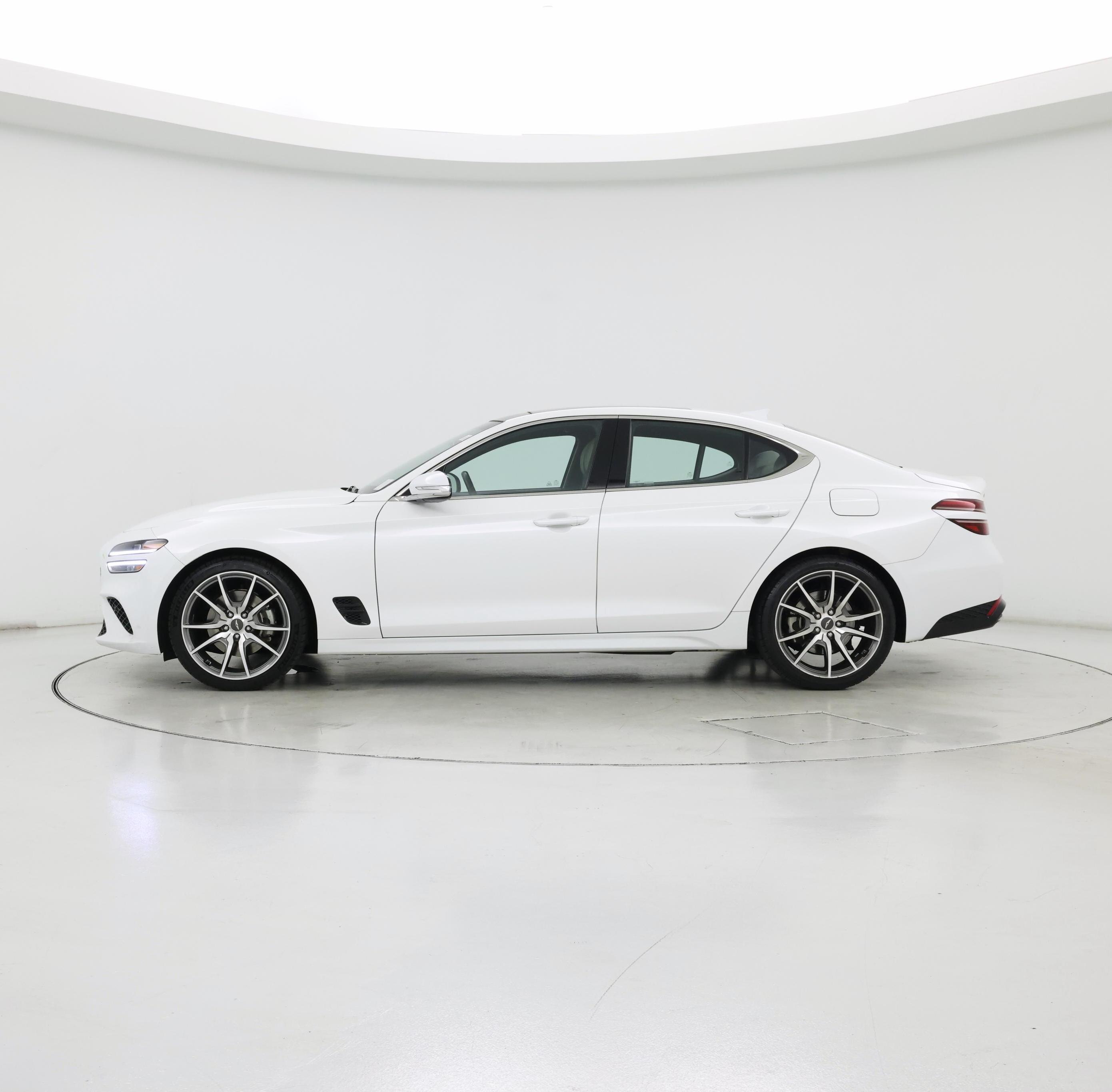 Thumbnail: 2022 Genesis G70 - 3