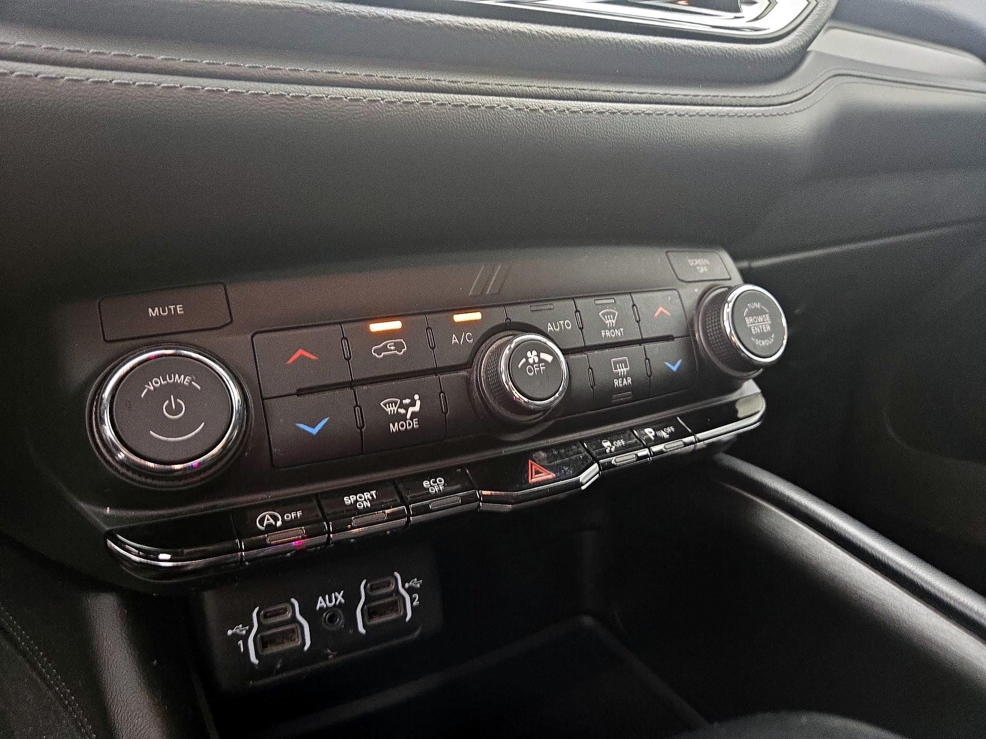 Thumbnail: 2021 Dodge Durango - 16