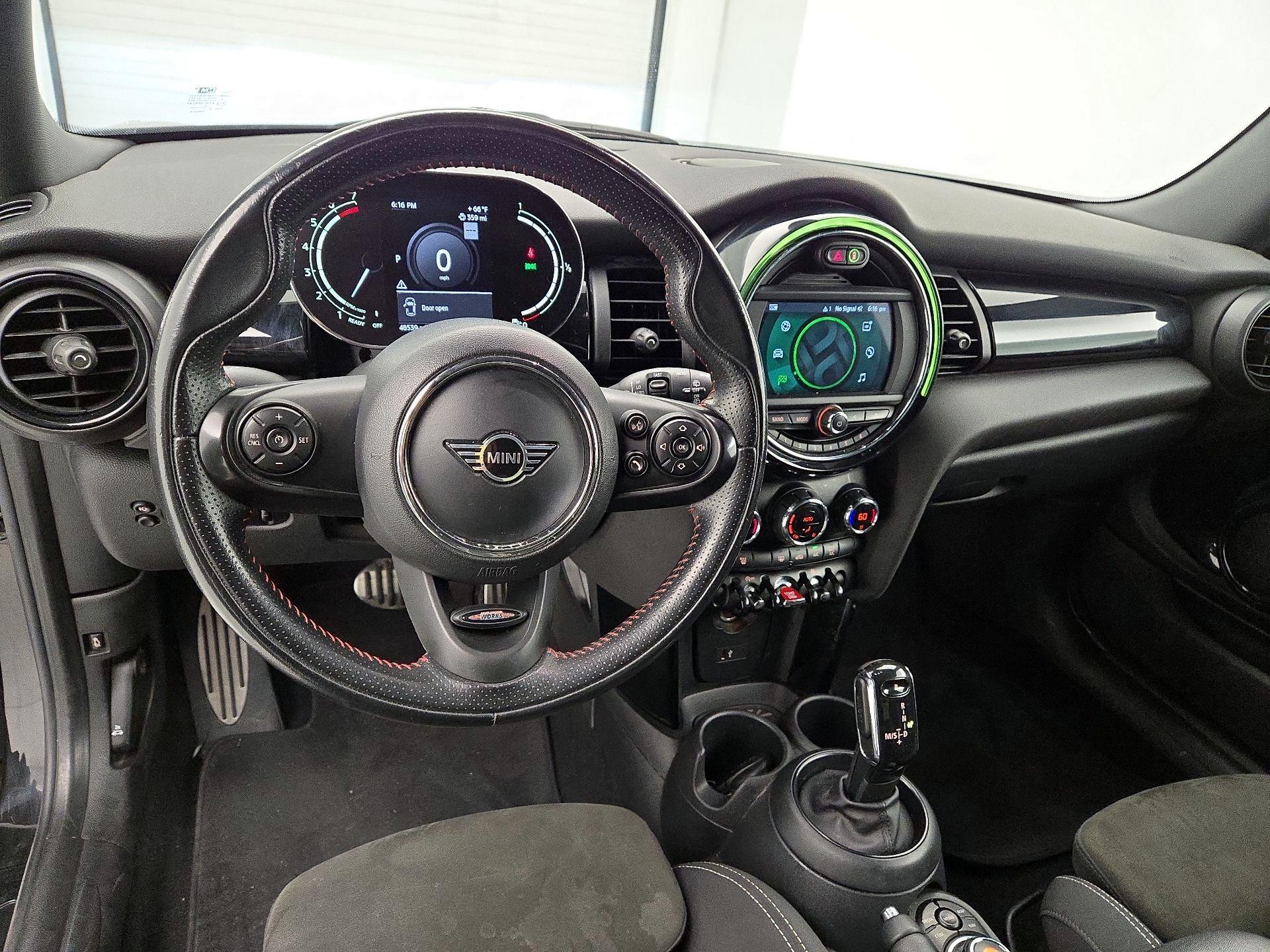 Thumbnail: 2021 MINI Cooper Hardtop - 9