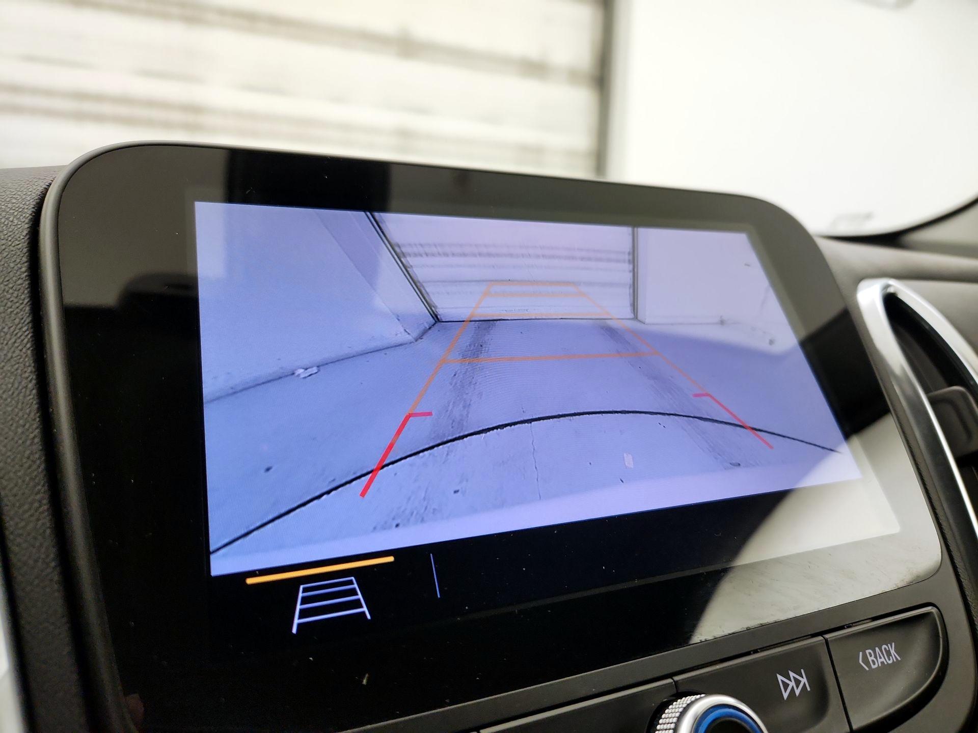 Thumbnail: 2021 Chevrolet Equinox - 15