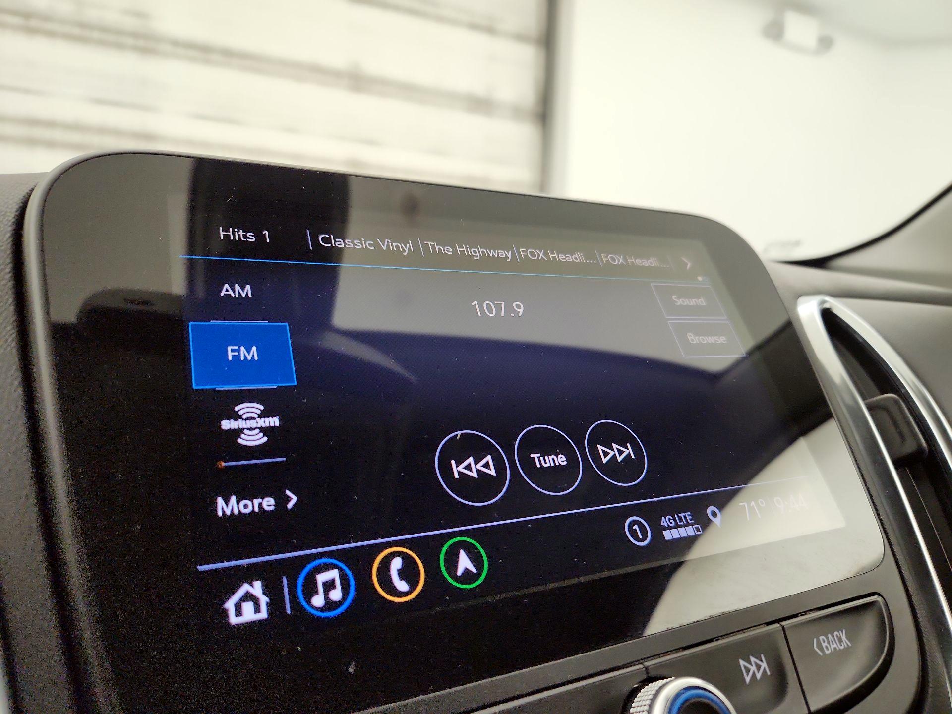 Thumbnail: 2021 Chevrolet Equinox - 16