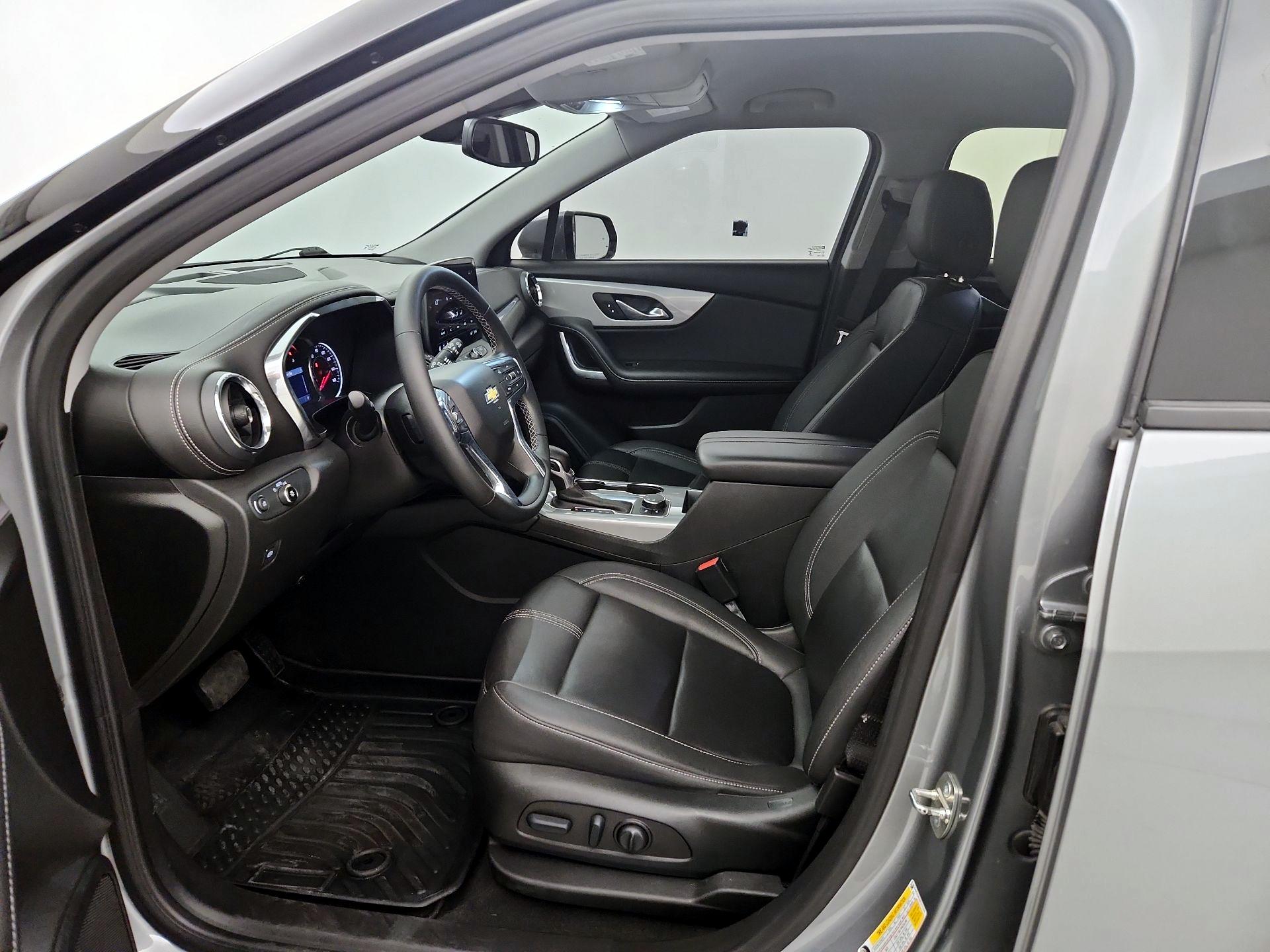 Thumbnail: 2023 Chevrolet Blazer - 11