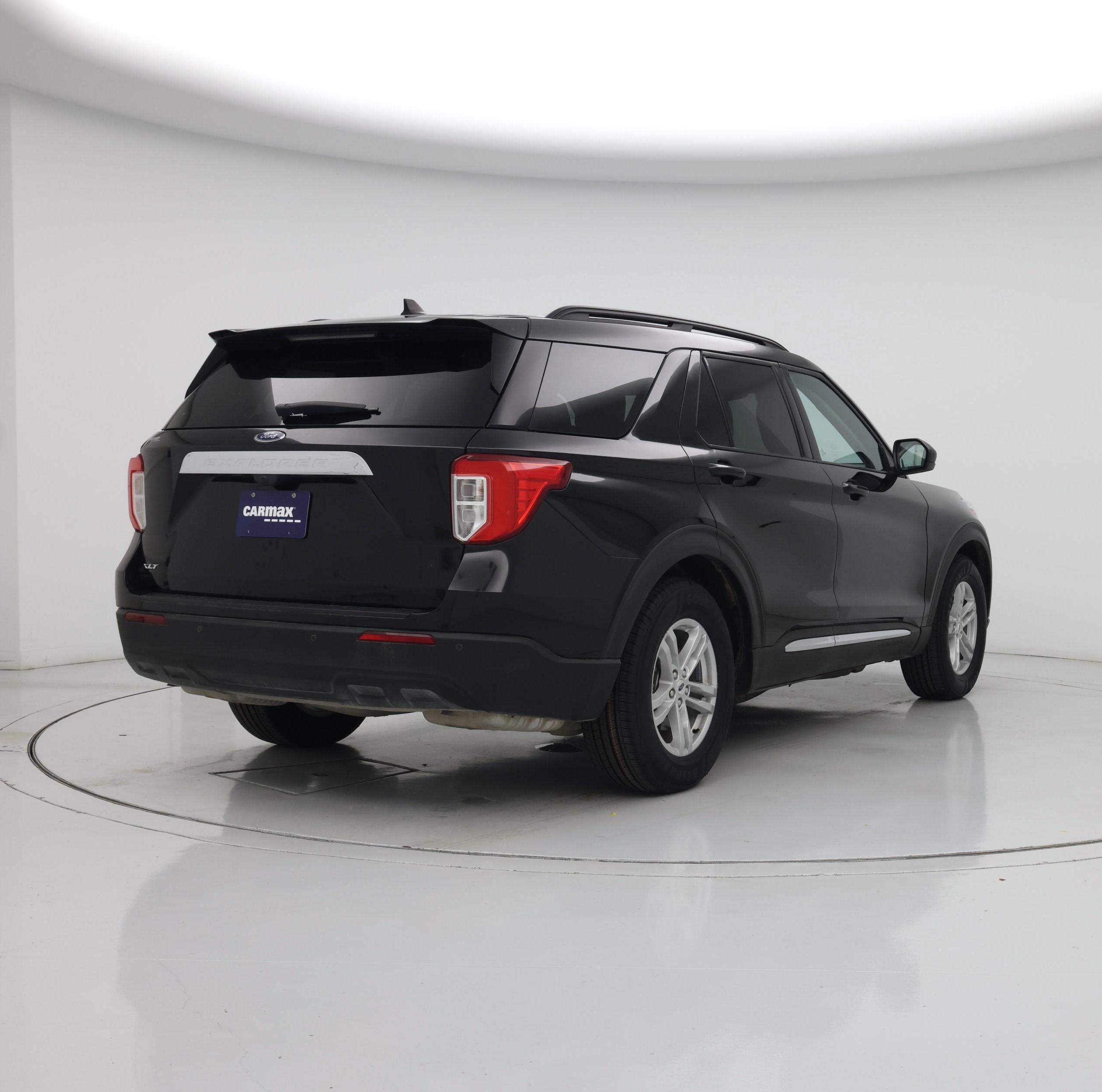 Thumbnail: 2024 Ford Explorer - 8