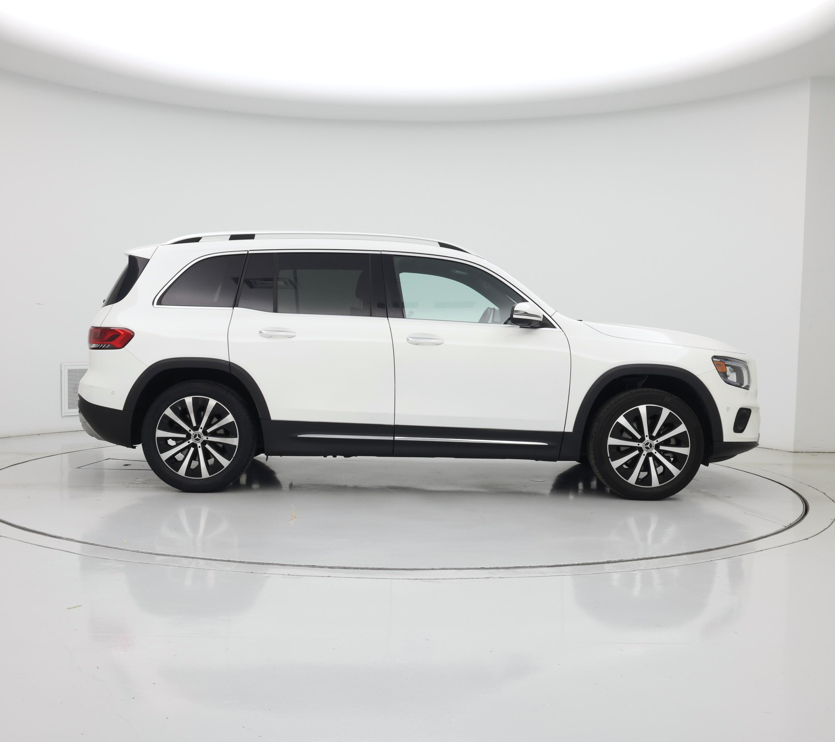 Thumbnail: 2022 Mercedes-Benz GLB - 7