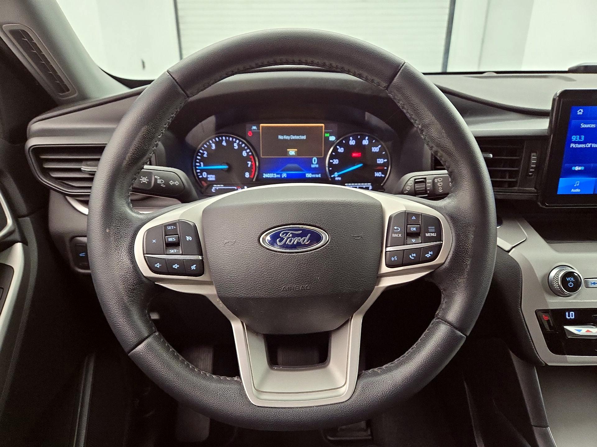 Thumbnail: 2021 Ford Explorer - 10