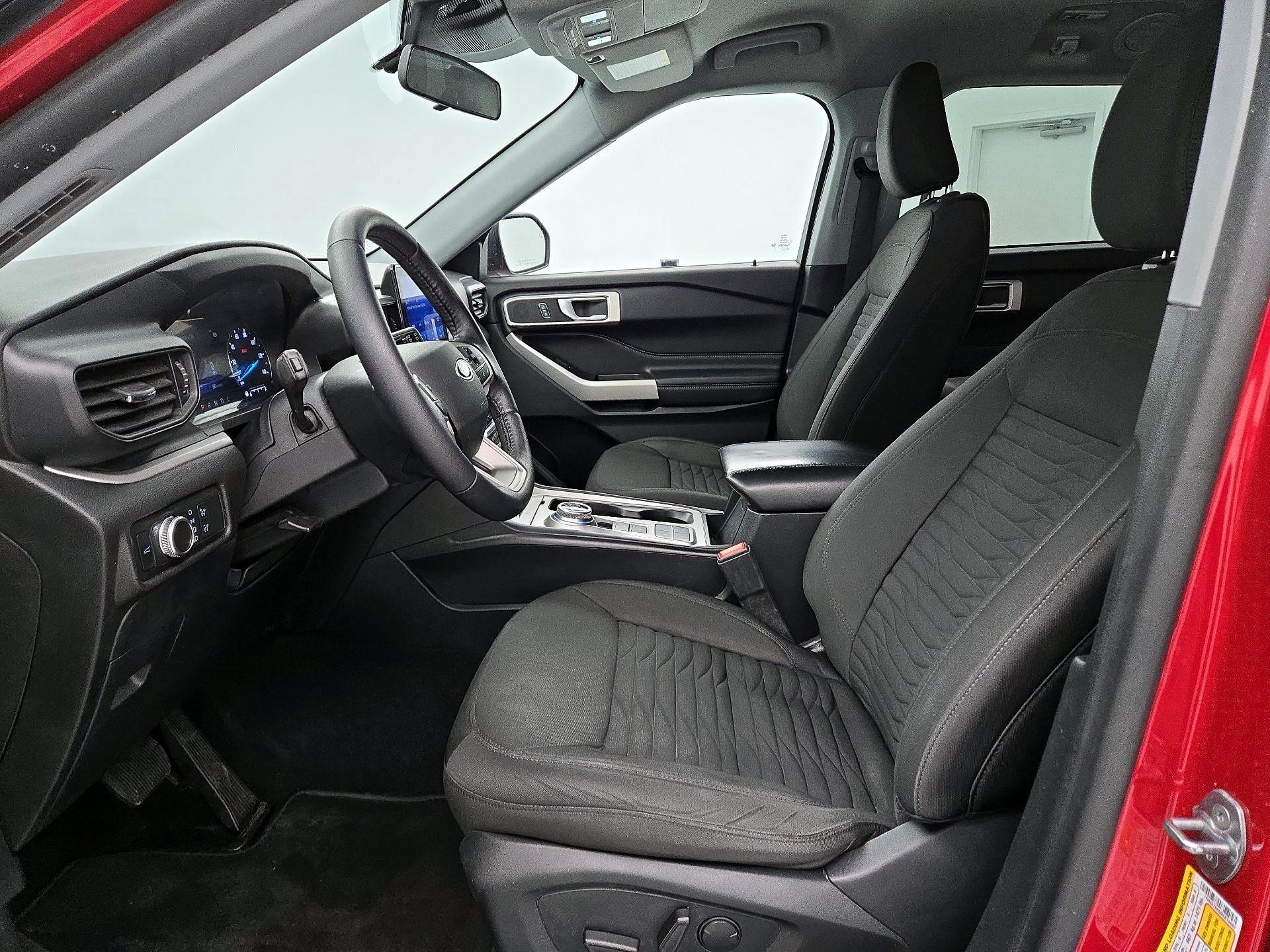 Thumbnail: 2021 Ford Explorer - 11