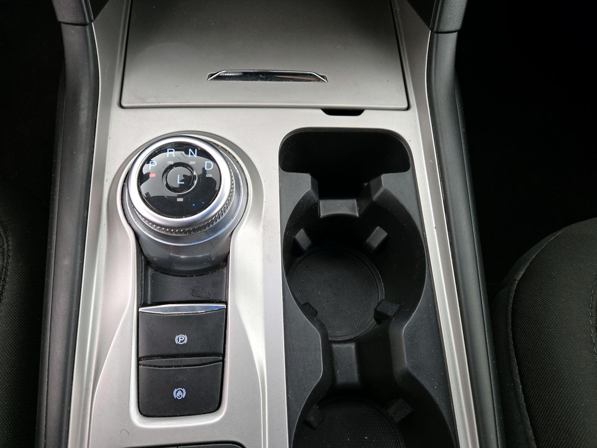 Thumbnail: 2021 Ford Explorer - 17