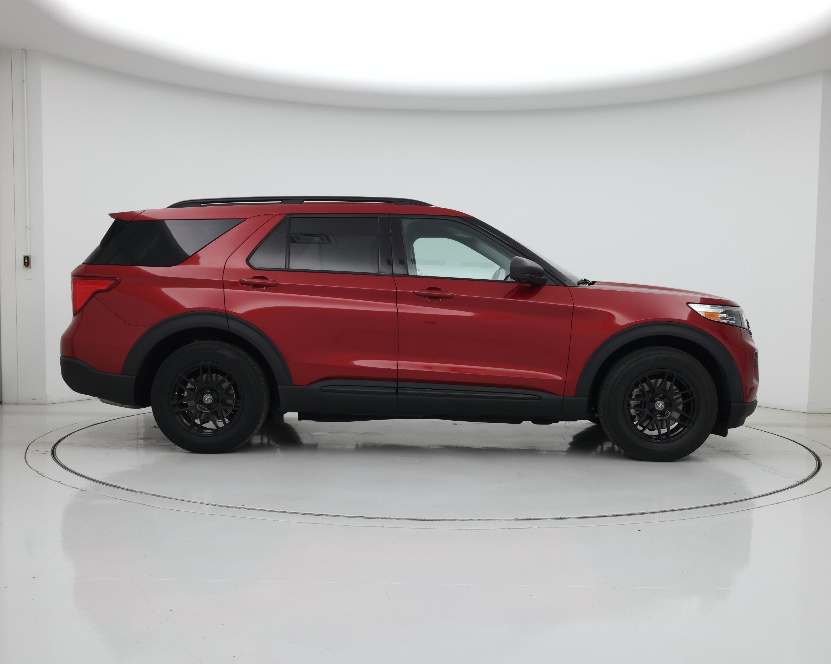 Thumbnail: 2021 Ford Explorer - 7