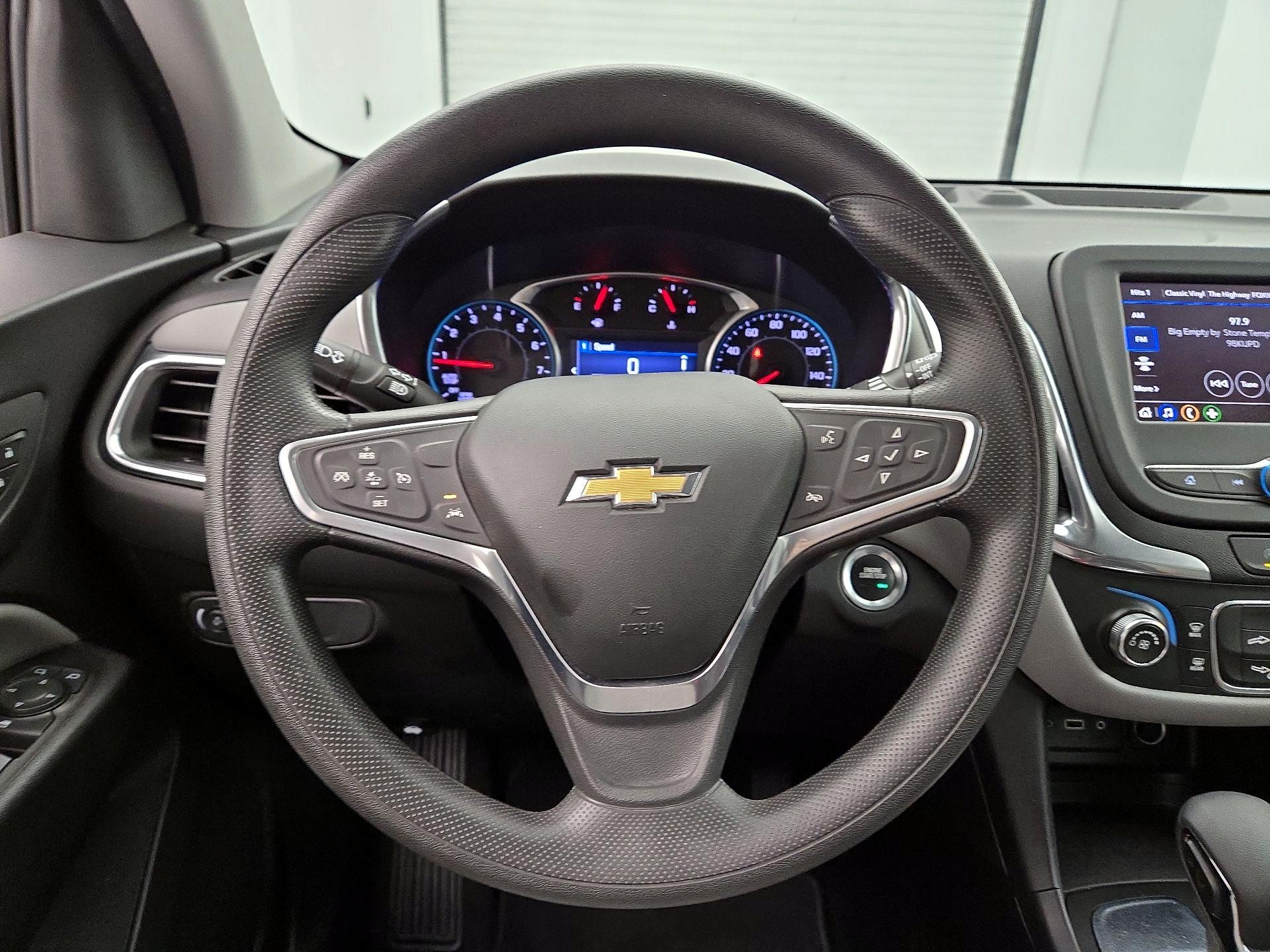 Thumbnail: 2022 Chevrolet Equinox - 10