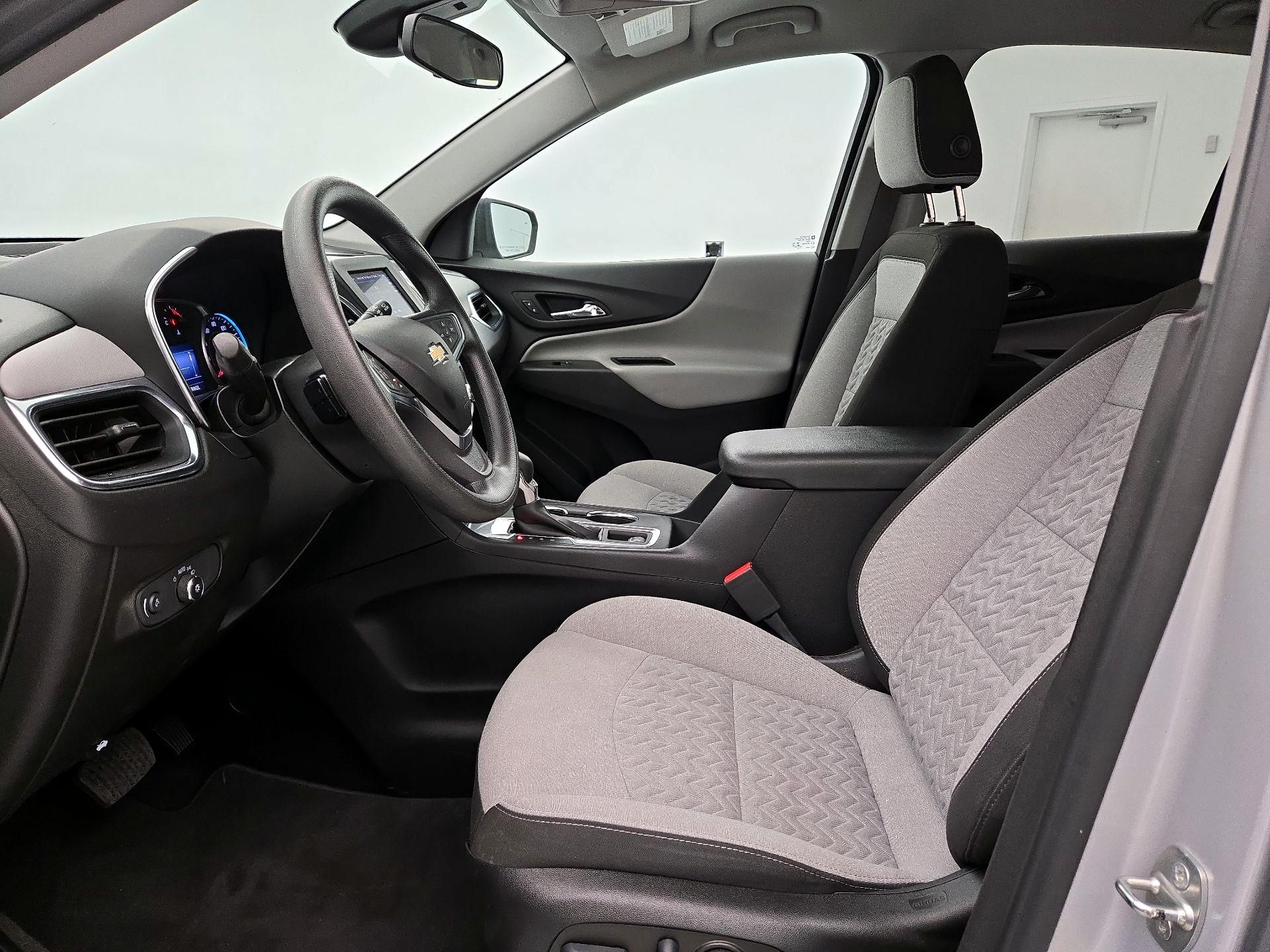 Thumbnail: 2022 Chevrolet Equinox - 11