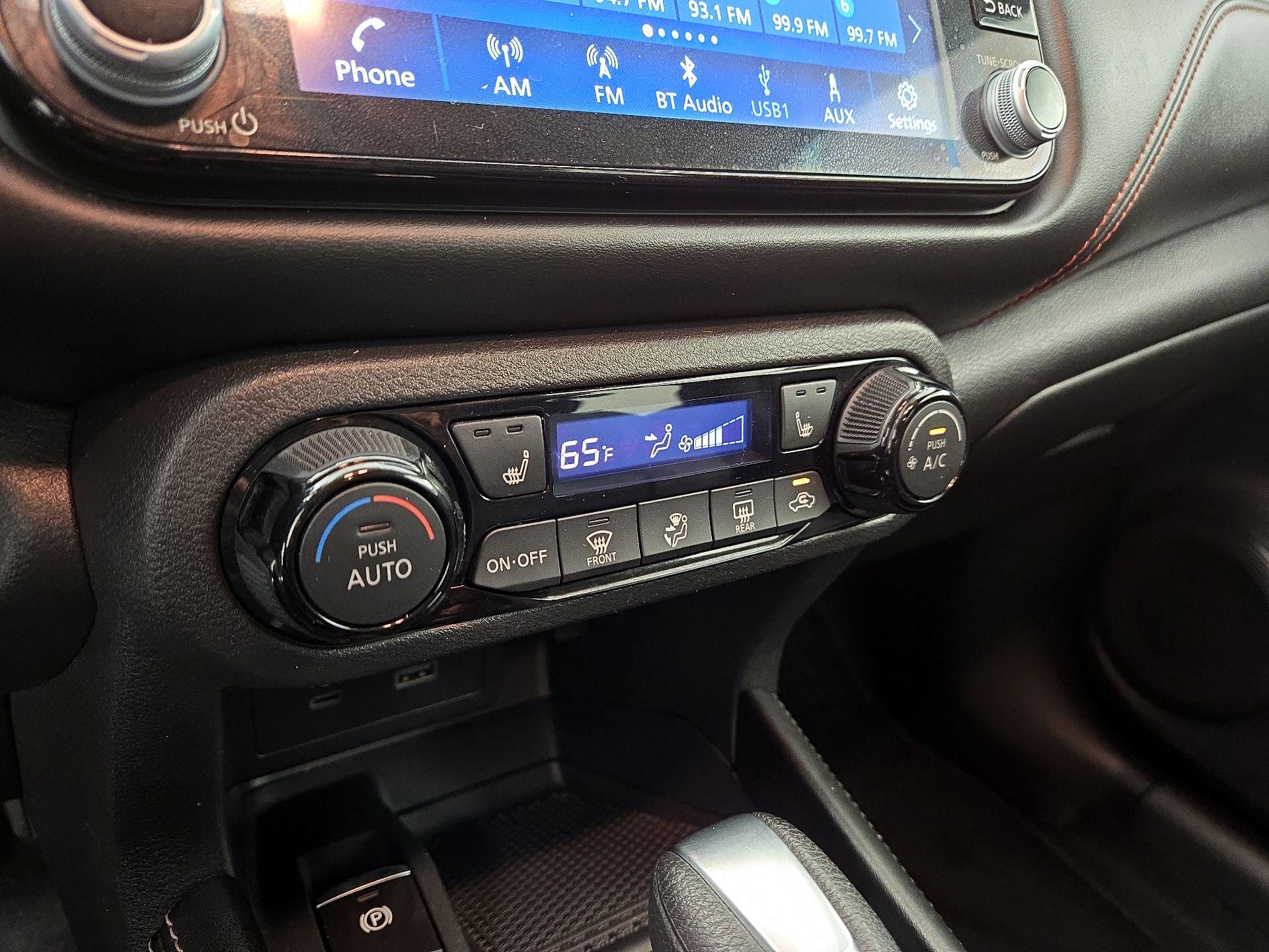 Thumbnail: 2023 Nissan Kicks - 16