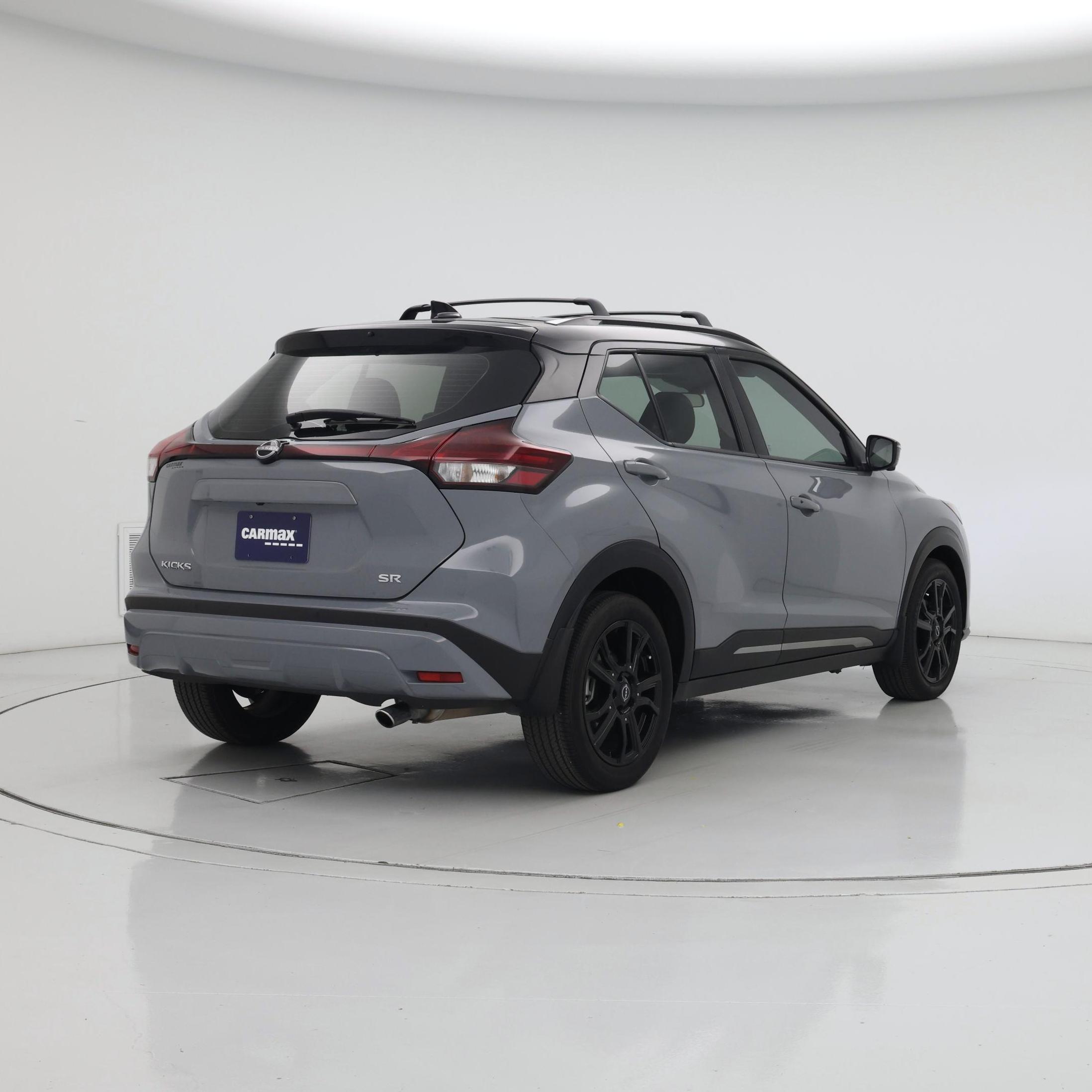 Thumbnail: 2023 Nissan Kicks - 8