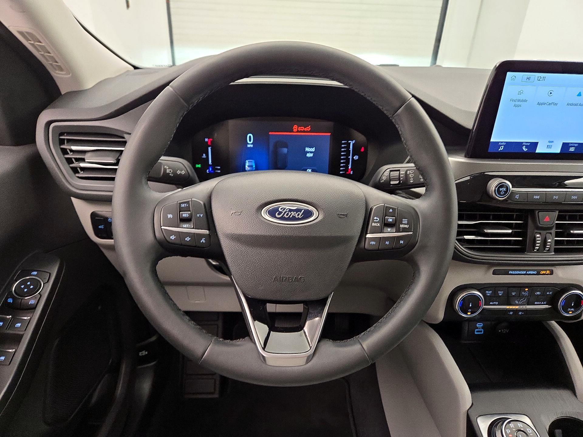 Thumbnail: 2023 Ford Escape - 10