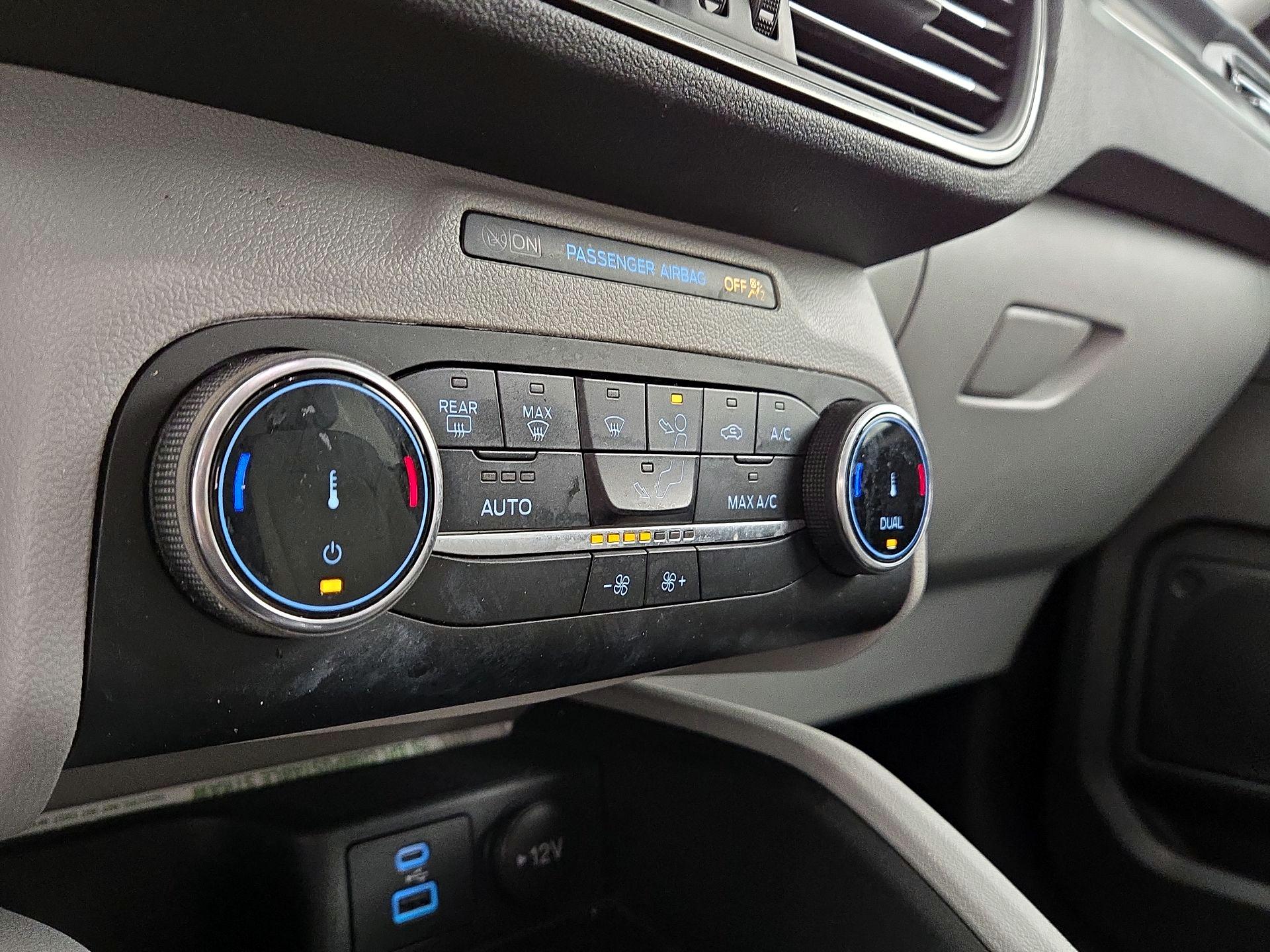 Thumbnail: 2023 Ford Escape - 16