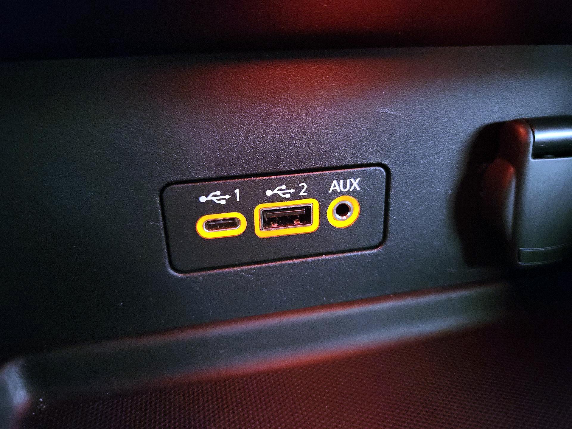 Thumbnail: 2023 Nissan Sentra - 18