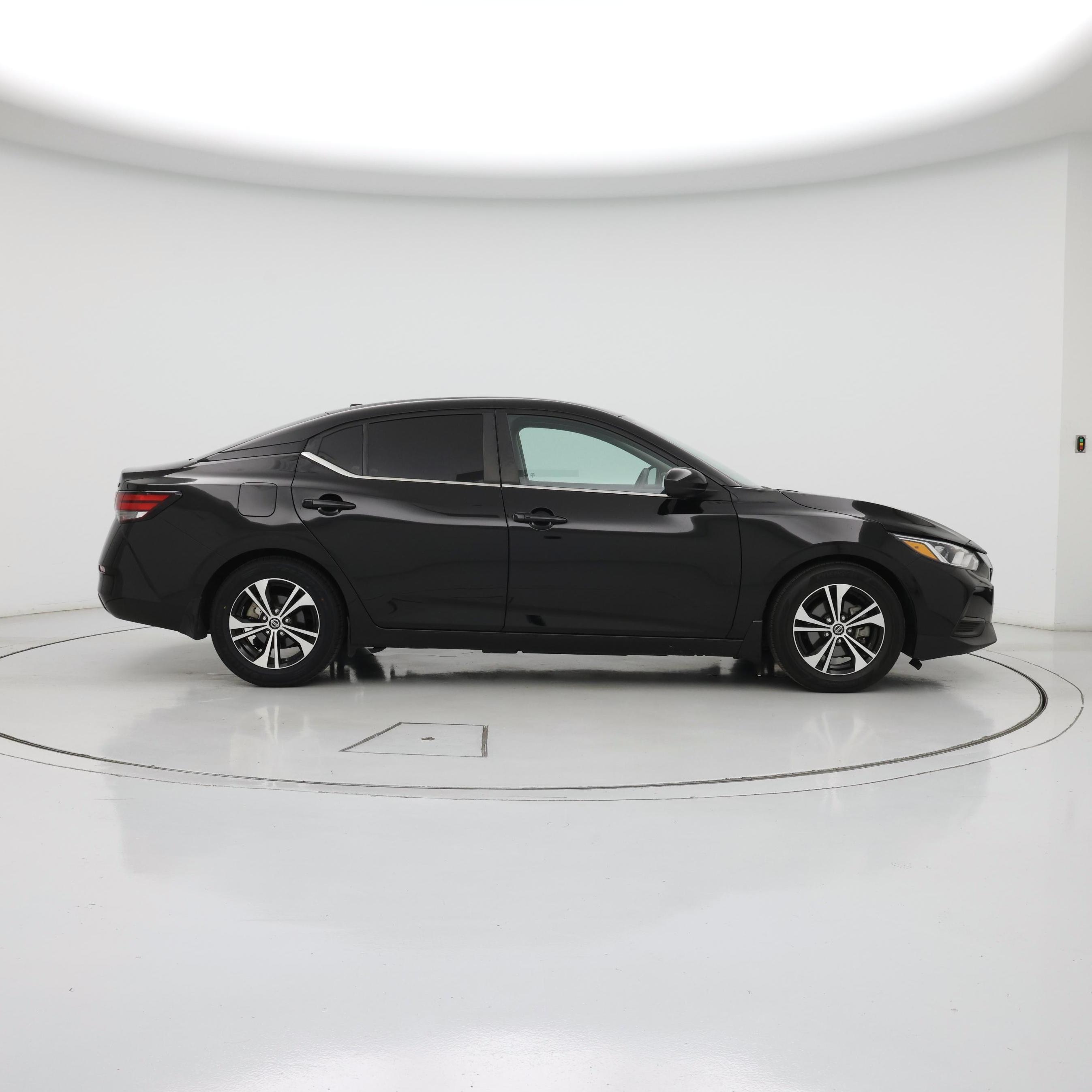 Thumbnail: 2023 Nissan Sentra - 7