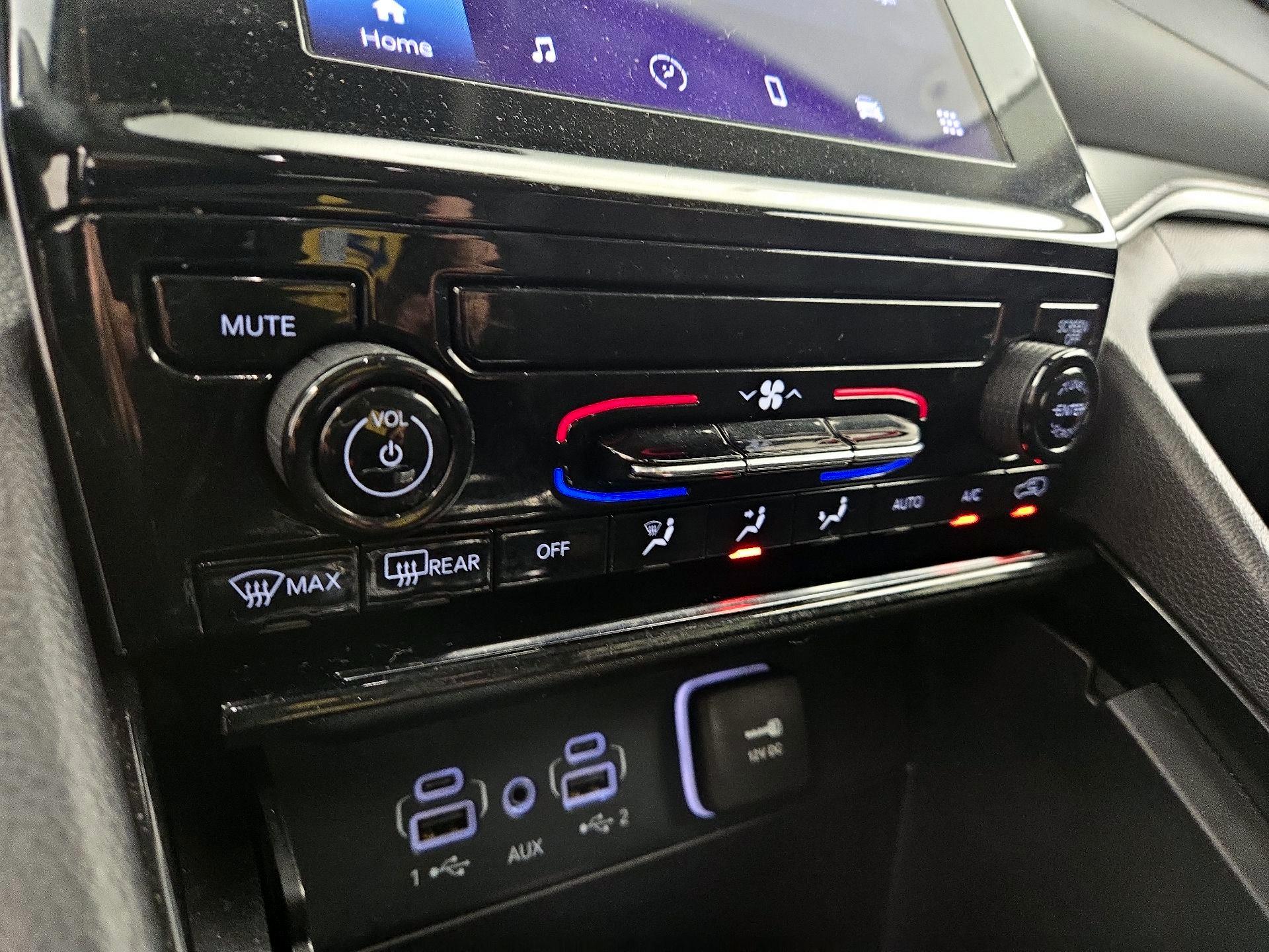 Thumbnail: 2023 Jeep Grand Cherokee - 16