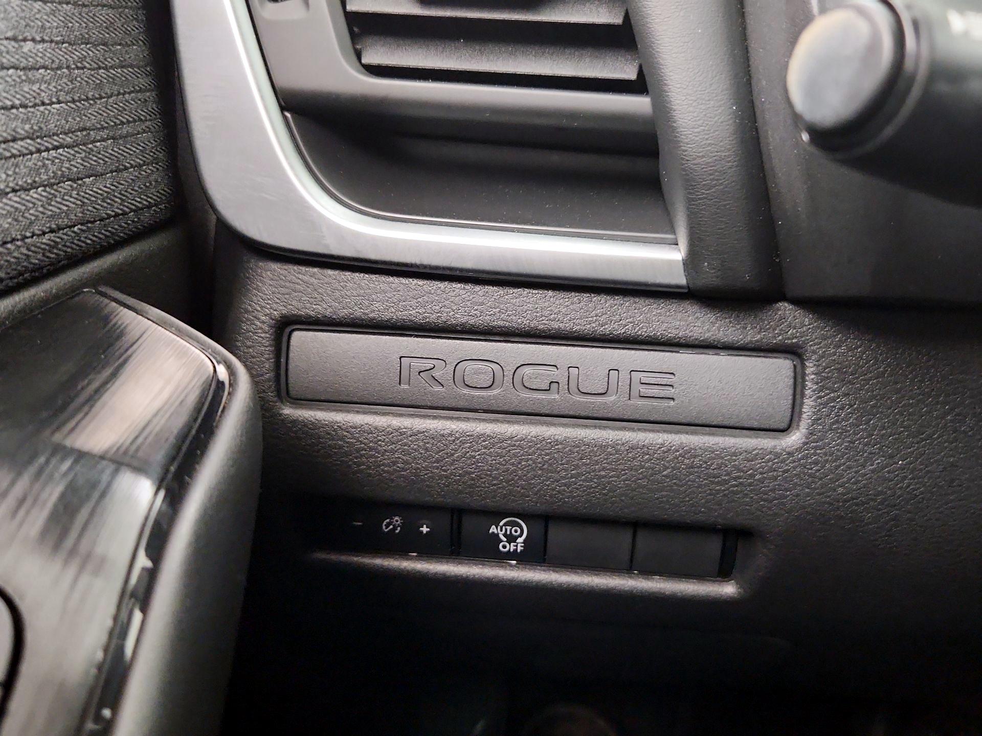 Thumbnail: 2023 Nissan Rogue - 13