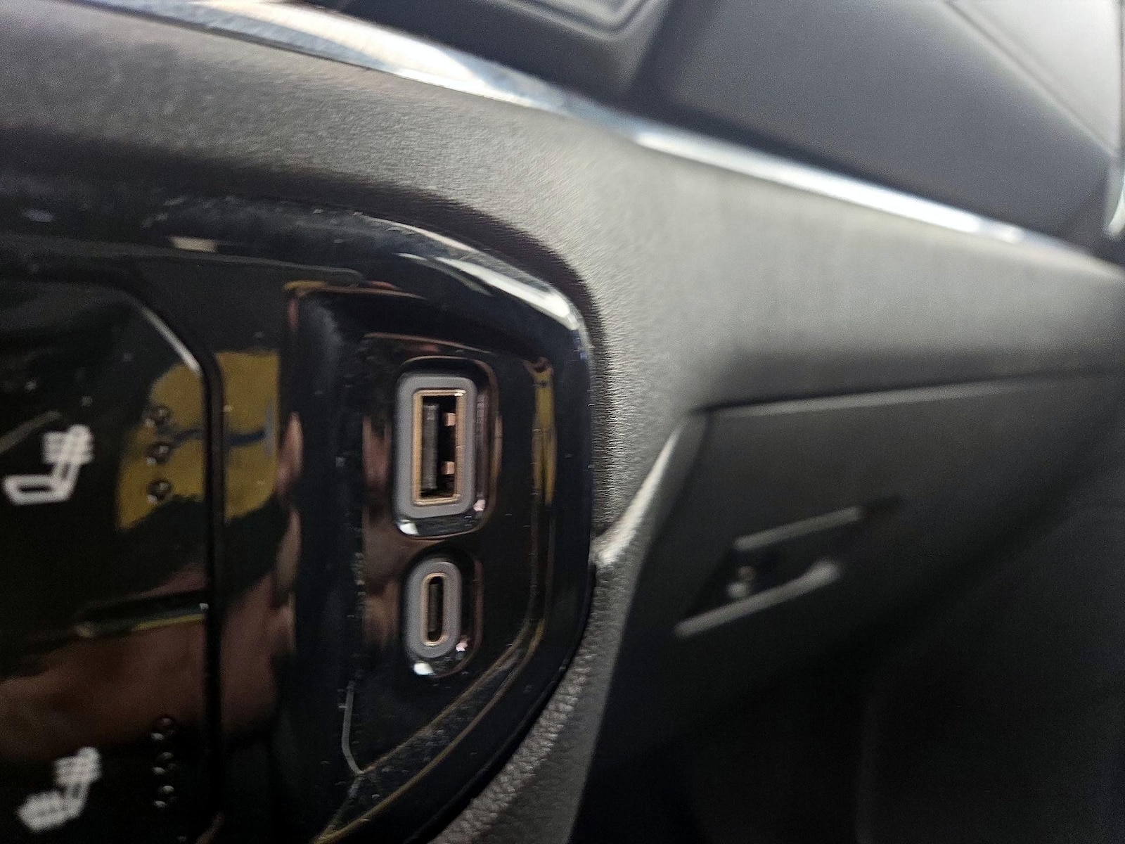 2023 Chevrolet Silverado 1500 LT - Photo 19
