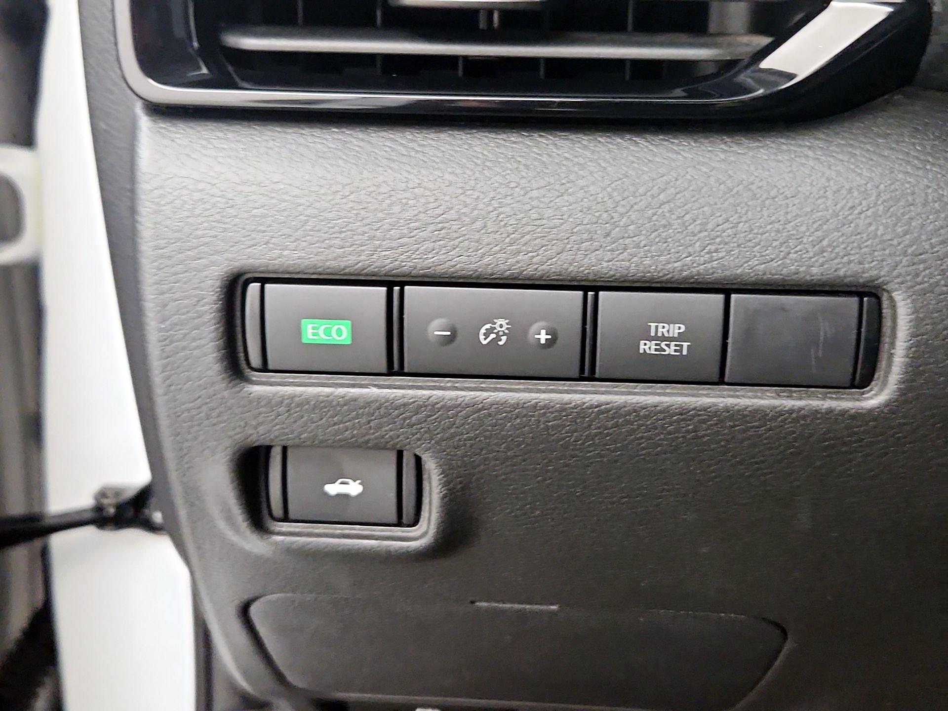 Thumbnail: 2023 Nissan Sentra - 13