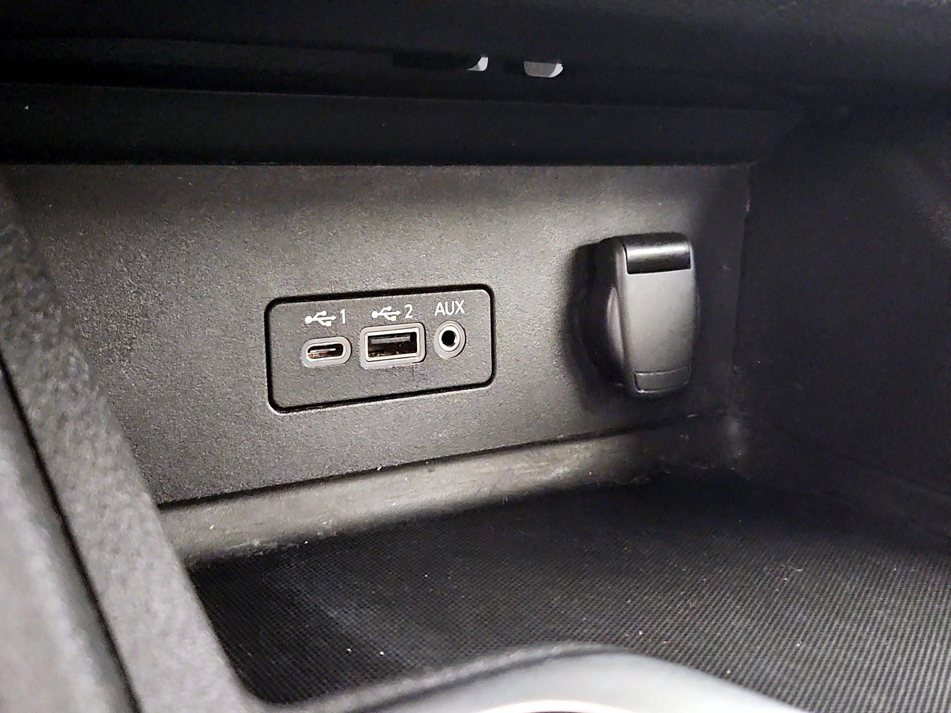 Thumbnail: 2023 Nissan Sentra - 18