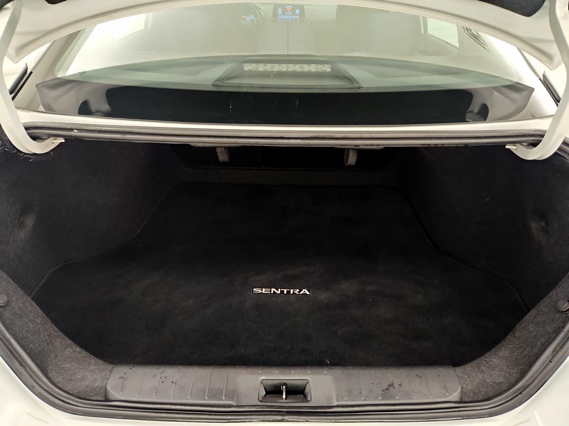 Thumbnail: 2023 Nissan Sentra - 20