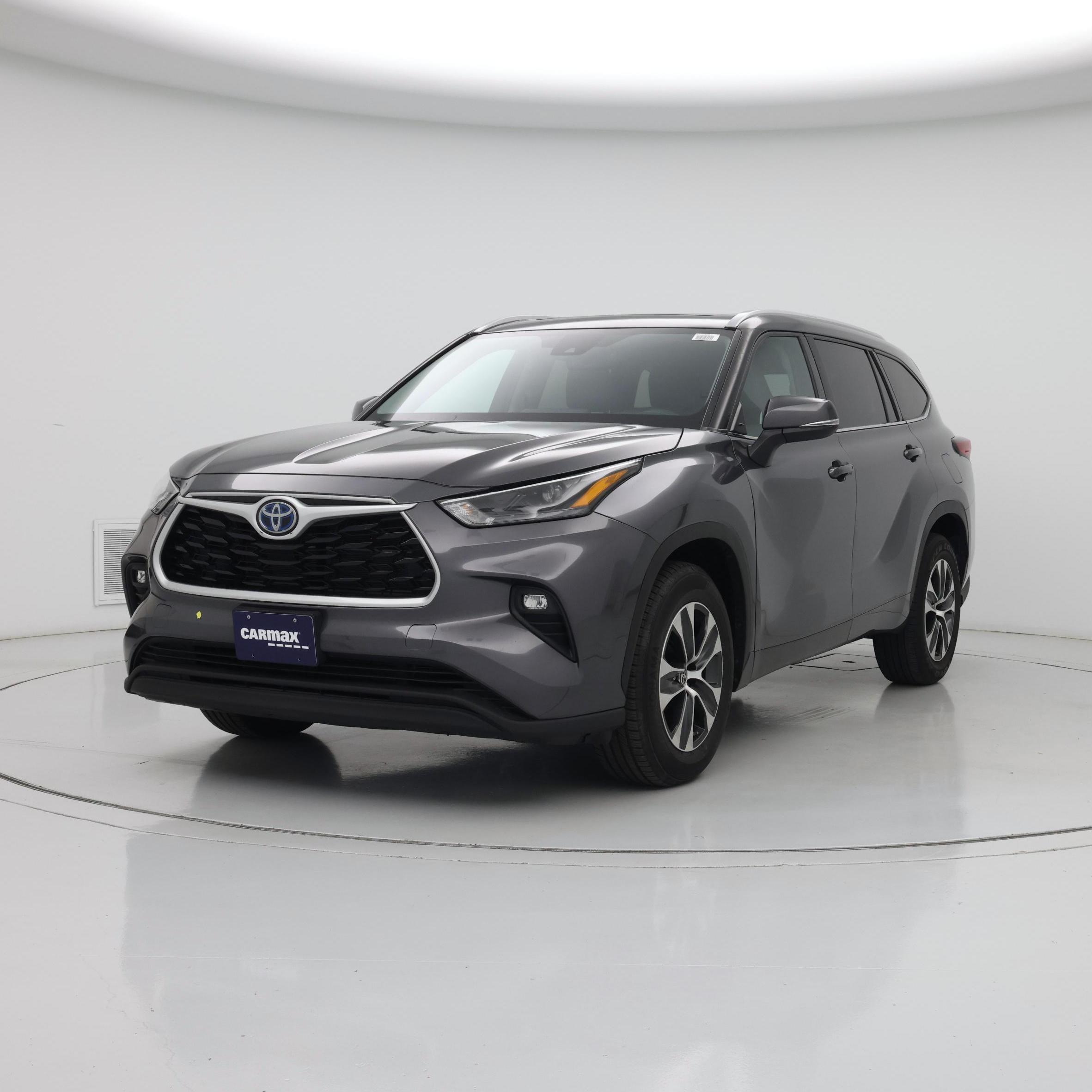 Thumbnail: 2022 Toyota Highlander - 4