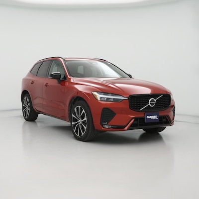 2023 Volvo XC60 B5 Plus Dark Theme