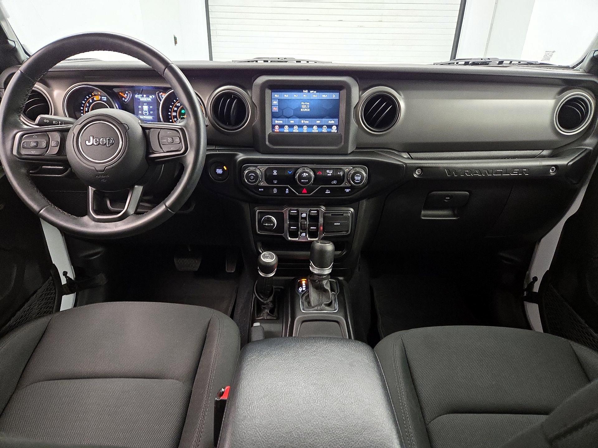 Thumbnail: 2022 Jeep Wrangler - 9