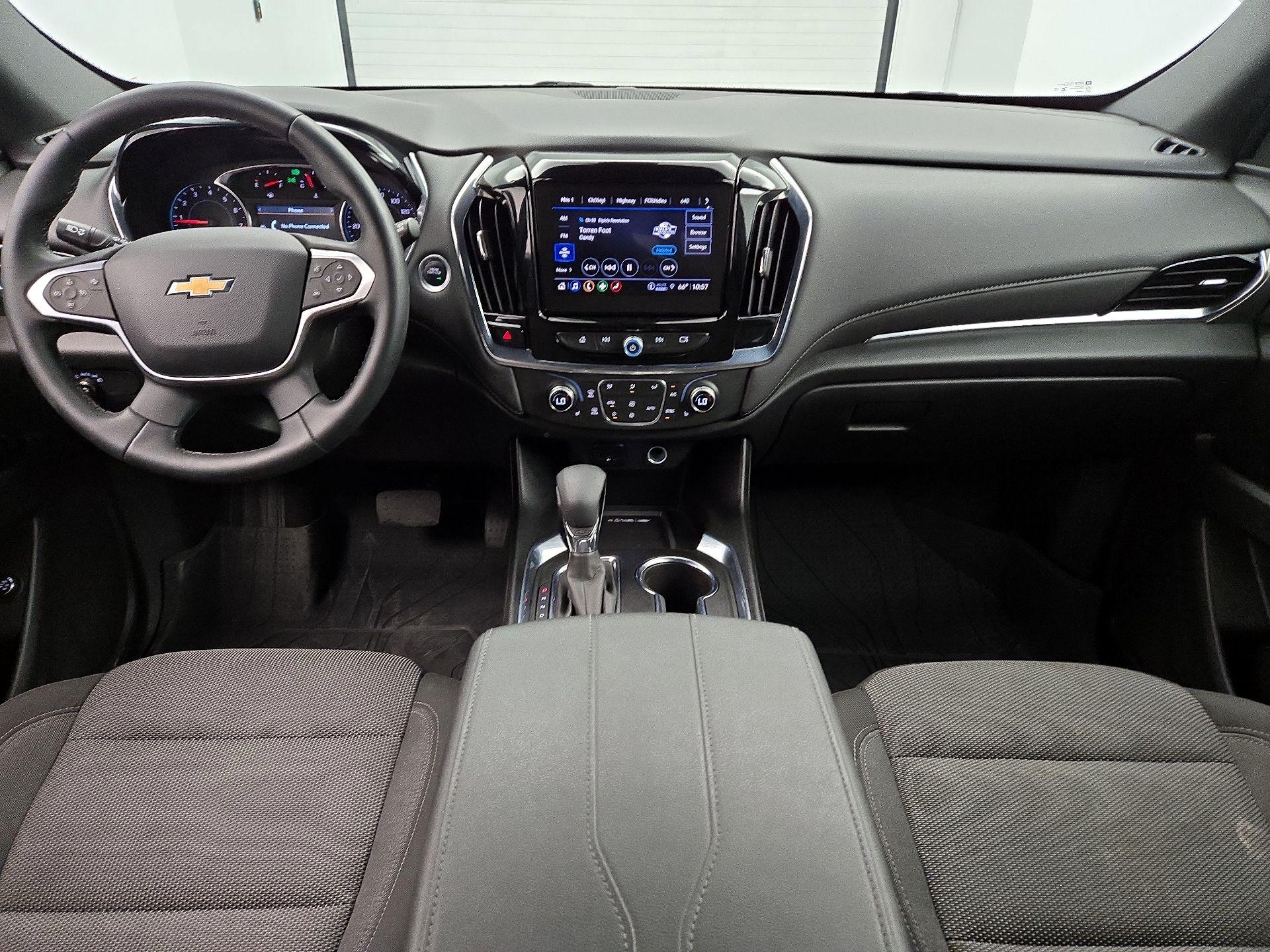 Thumbnail: 2023 Chevrolet Traverse - 9