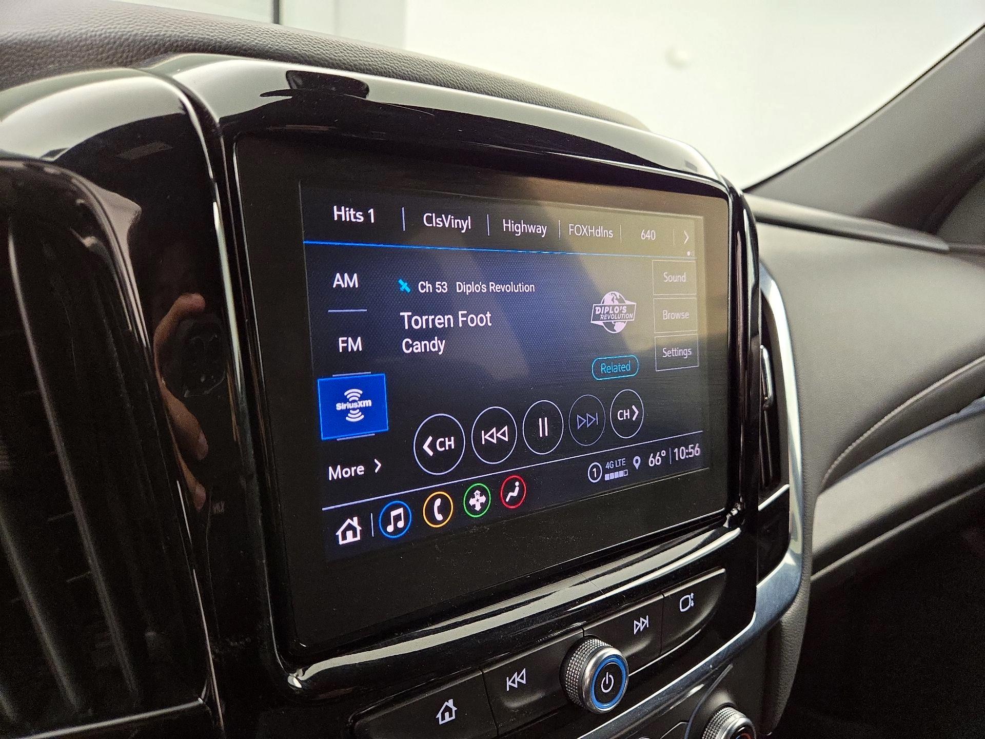 Thumbnail: 2023 Chevrolet Traverse - 15